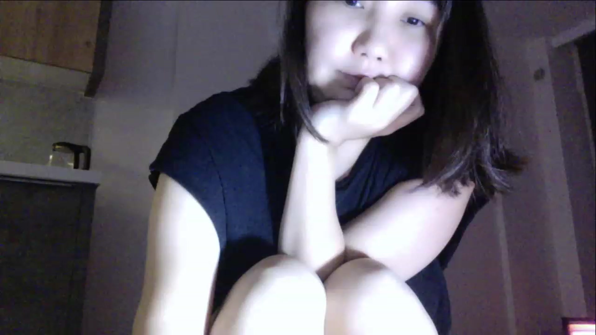 Gallery image thumbnail from AsianAkame's myfreecams stream on, 12/16/2022, 23:52 image 12 of 20