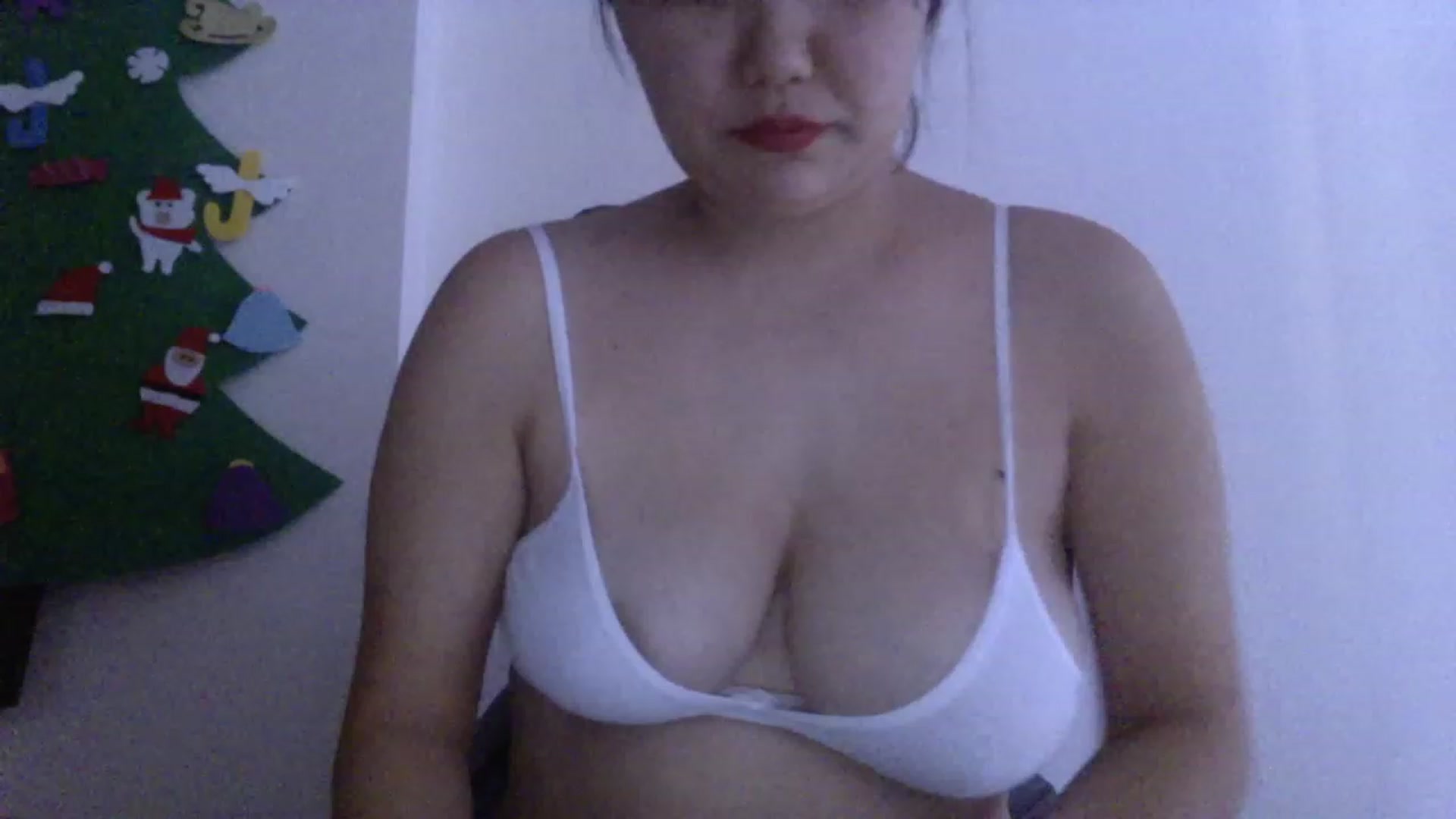 Gallery image thumbnail from AsianAkame's myfreecams stream on, 01/02/2023, 13:39 image 12 of 20