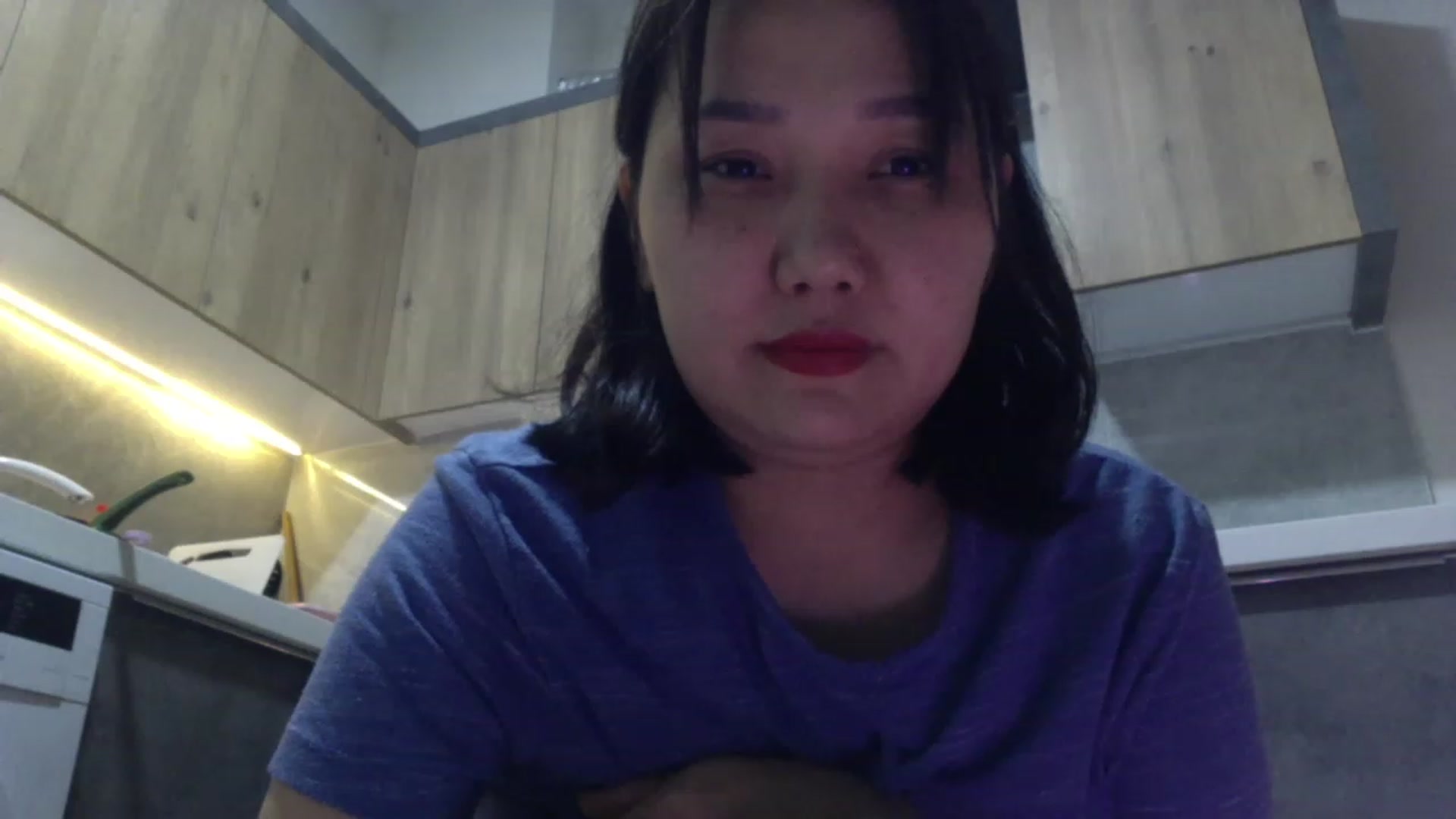 Gallery image thumbnail from AsianAkame's myfreecams stream on, 01/15/2023, 22:32 image 2 of 20