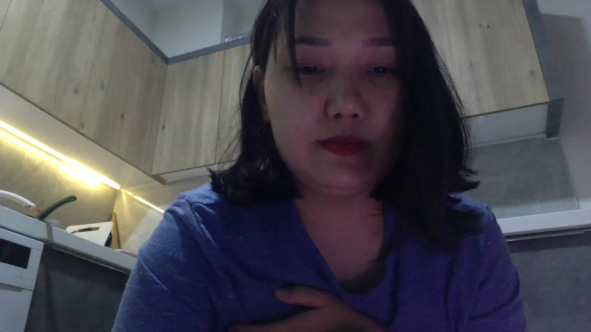 Gallery image thumbnail from AsianAkame's myfreecams stream on, 01/15/2023, 22:32 image 7 of 20