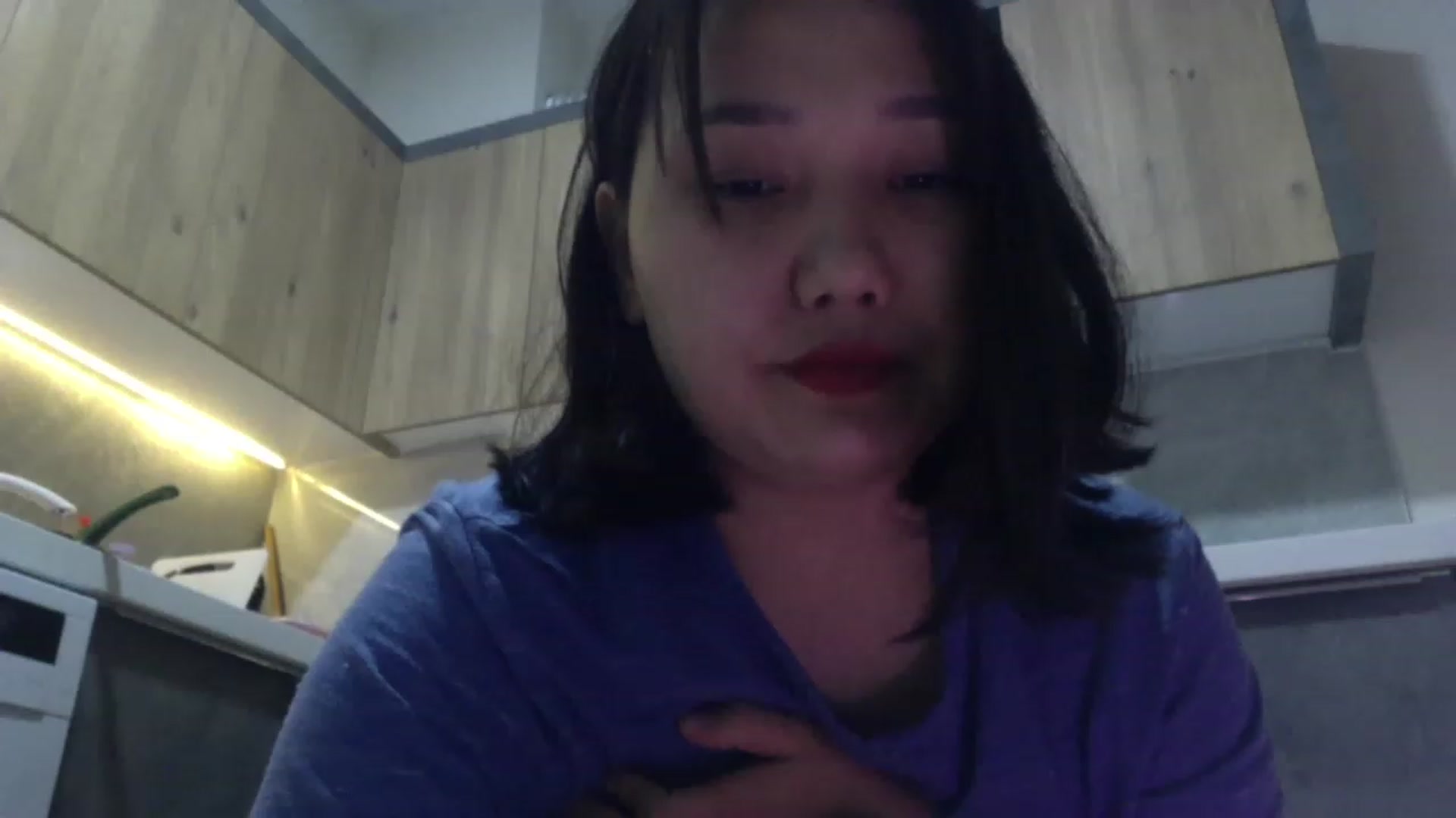 Gallery image thumbnail from AsianAkame's myfreecams stream on, 01/15/2023, 22:32 image 14 of 20