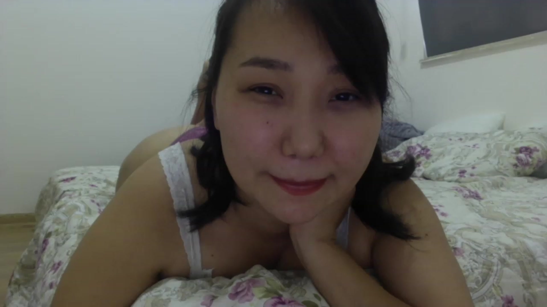 Gallery image thumbnail from AsianAkame's myfreecams stream on, 01/21/2023, 14:24 image 8 of 20