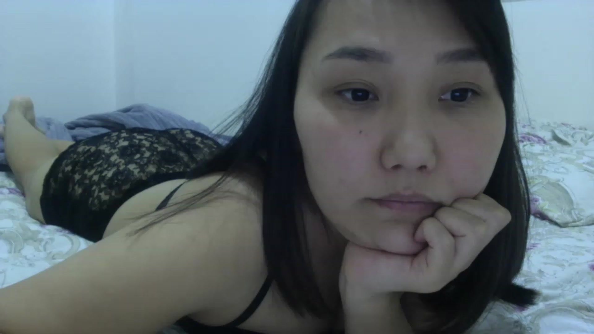 Gallery image thumbnail from AsianAkame's myfreecams stream on, 01/27/2023, 16:38 image 18 of 20