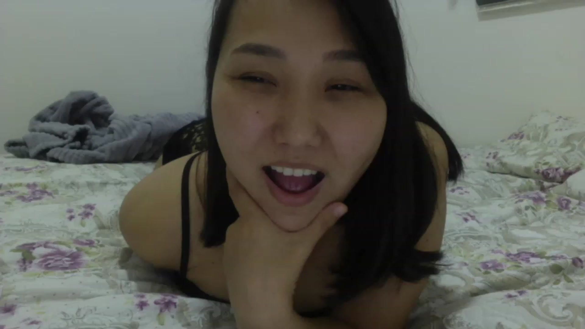 Gallery image thumbnail from AsianAkame's myfreecams stream on, 01/27/2023, 17:10 image 5 of 20