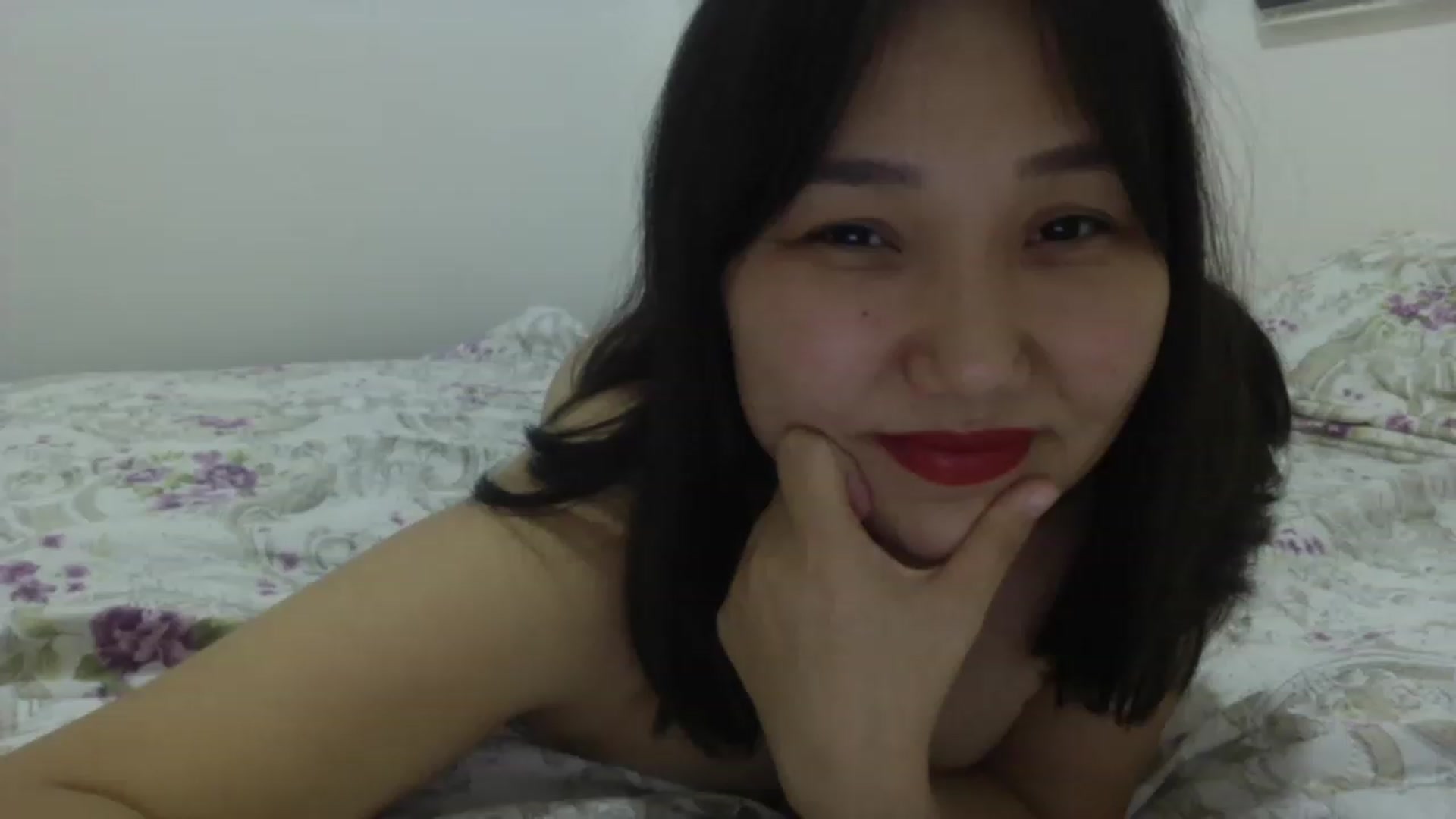 Gallery image thumbnail from AsianAkame's myfreecams stream on, 01/29/2023, 16:53 image 4 of 20