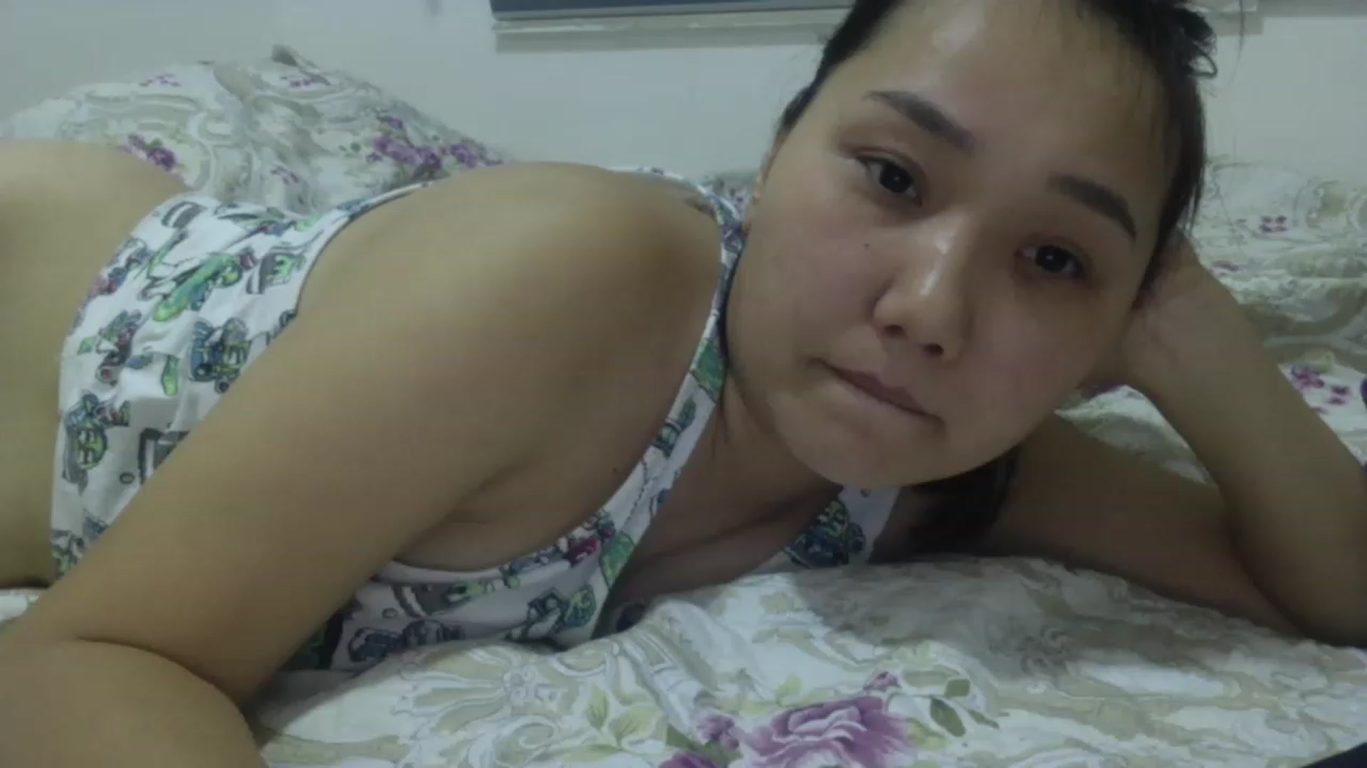 Gallery image thumbnail from AsianAkame's myfreecams stream on, 02/01/2023, 17:05 image 16 of 20
