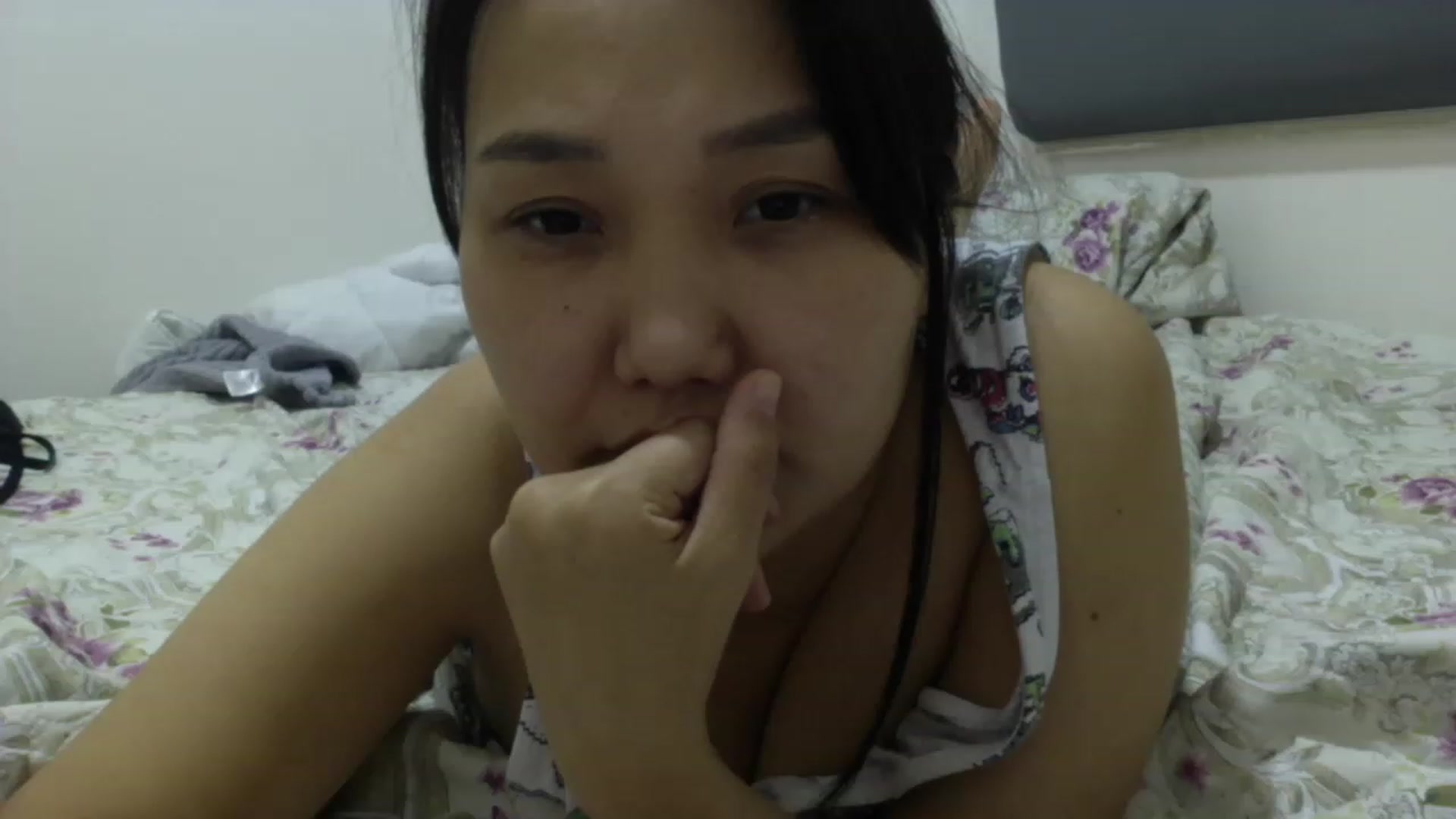 Gallery image thumbnail from AsianAkame's myfreecams stream on, 02/14/2023, 16:41 image 3 of 20