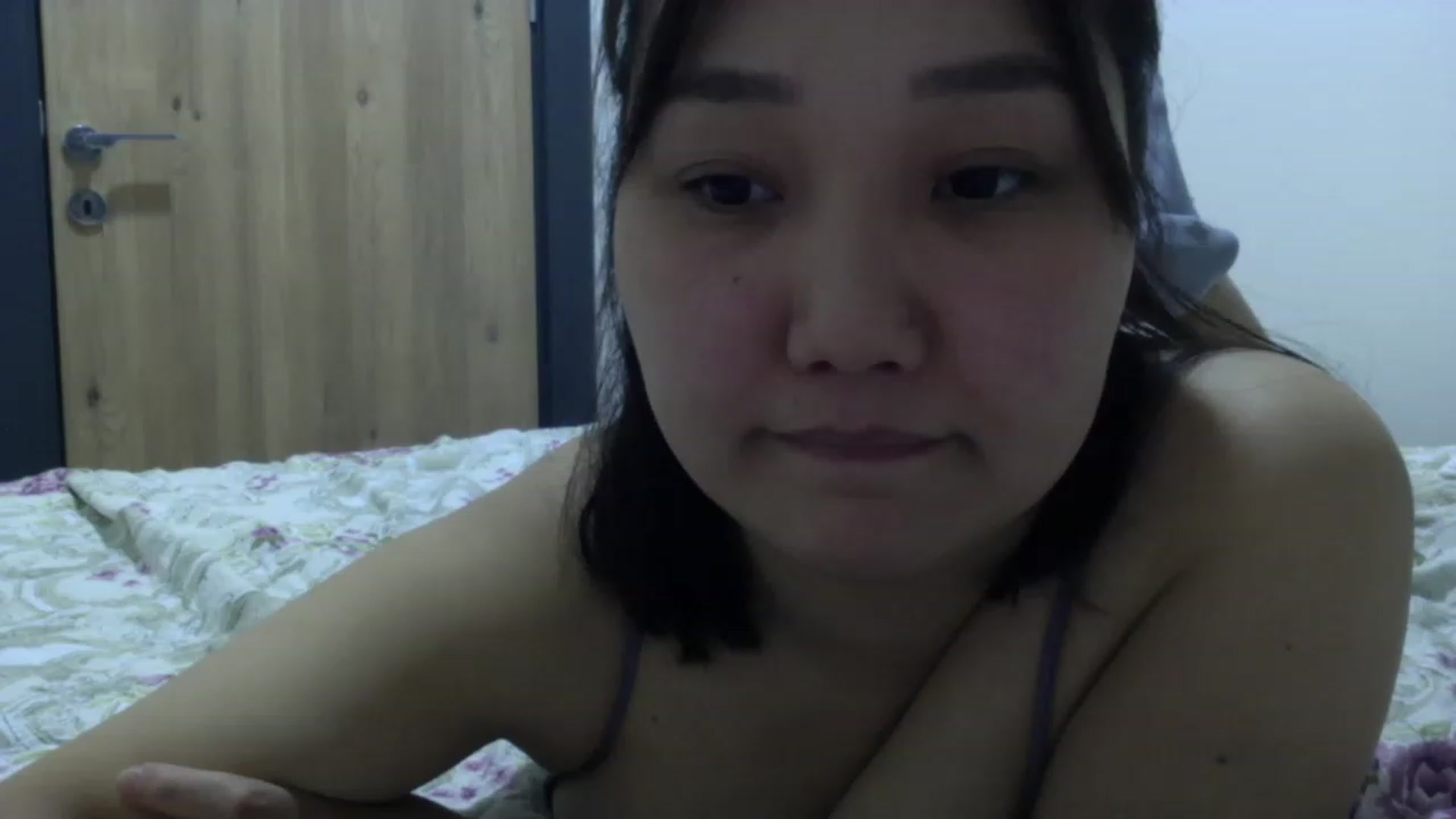 Gallery image thumbnail from AsianAkame's myfreecams stream on, 02/19/2023, 18:26 image 3 of 20
