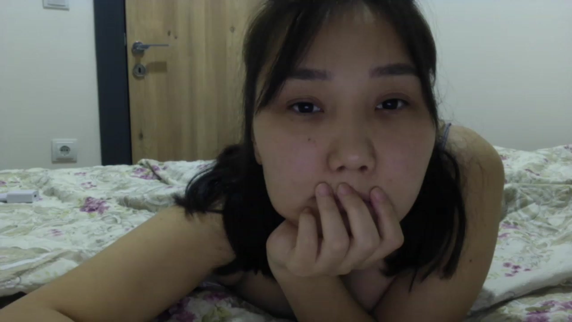 Gallery image thumbnail from AsianAkame's myfreecams stream on, 02/19/2023, 19:35 image 6 of 20