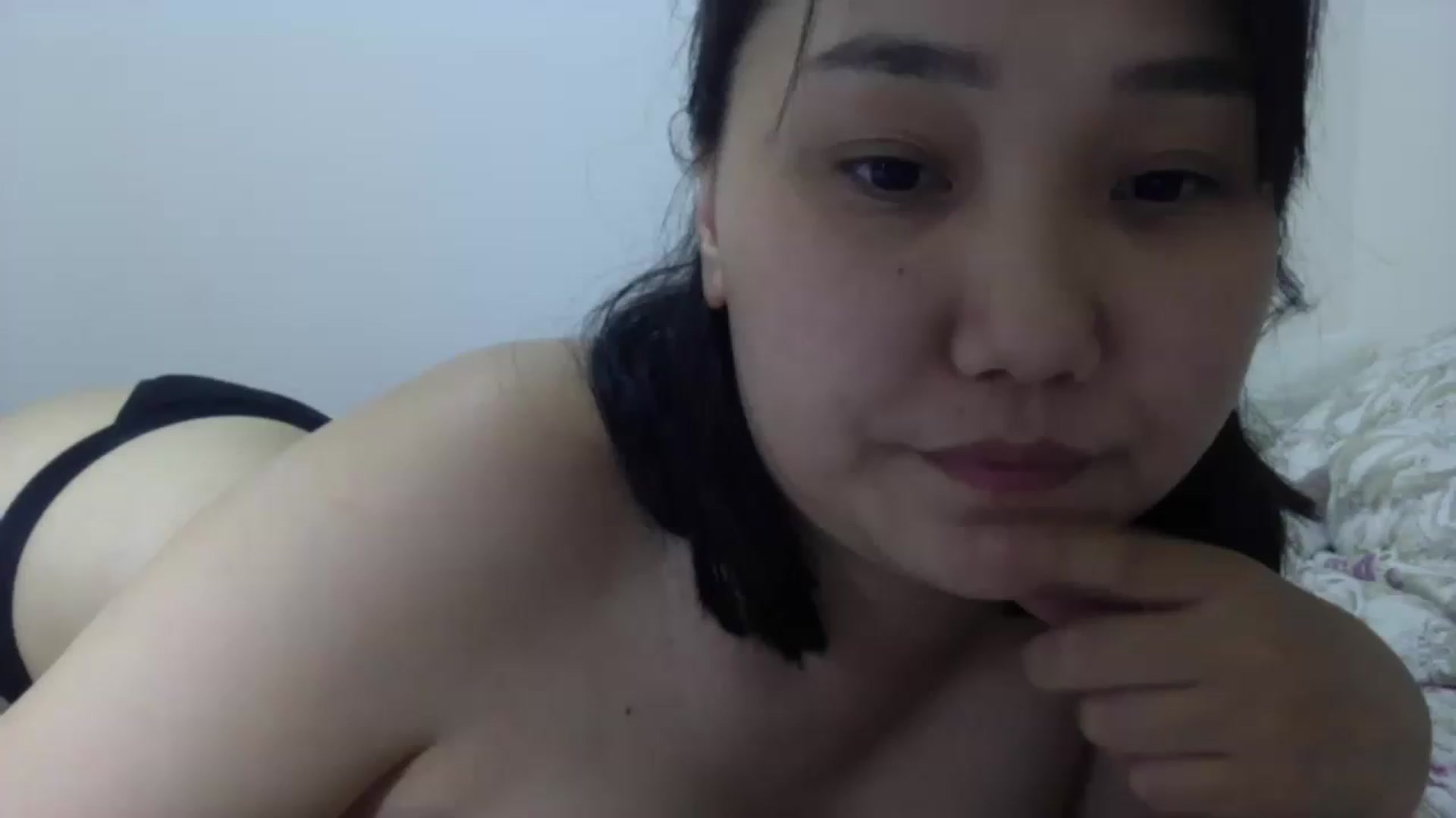 Gallery image thumbnail from AsianAkame's myfreecams stream on, 03/03/2023, 17:35 image 9 of 20