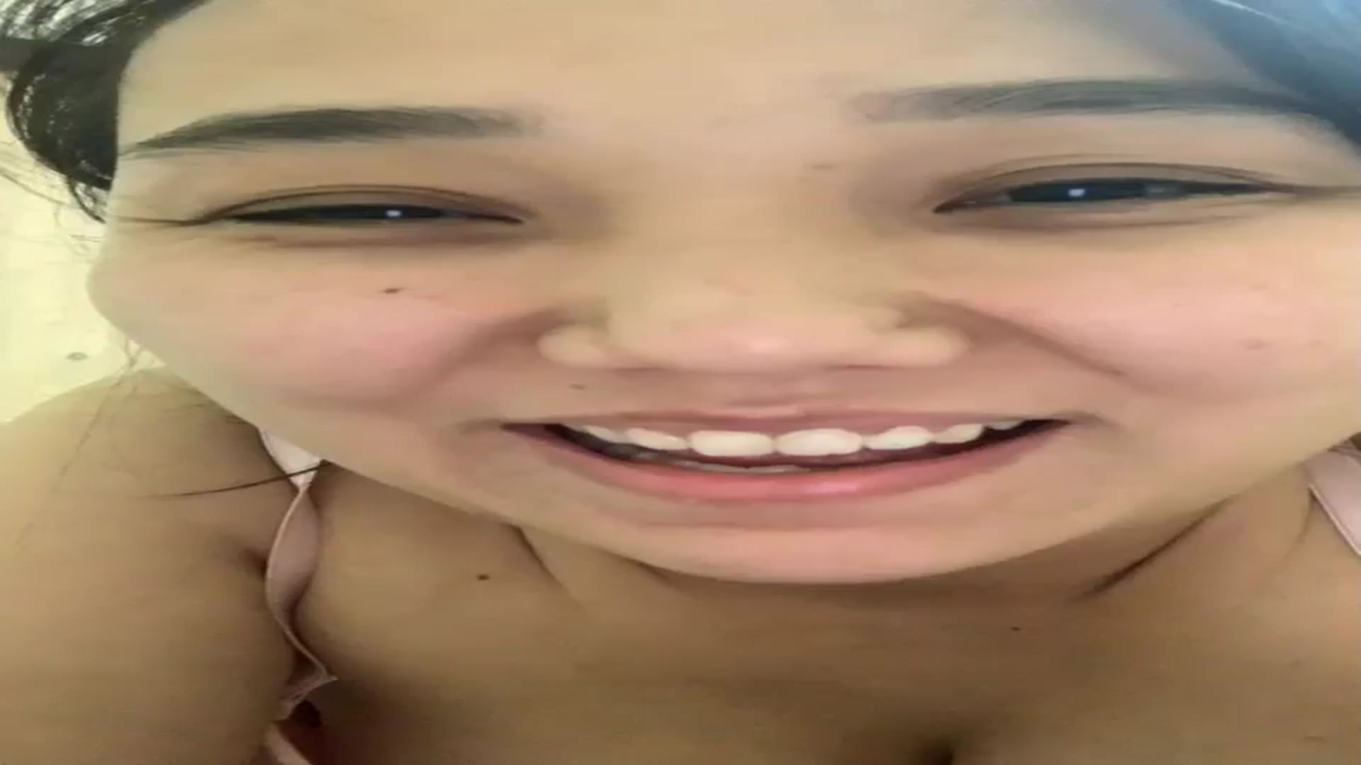 Gallery image thumbnail from AsianAkame's myfreecams stream on, 12/24/2023, 19:59 image 7 of 20