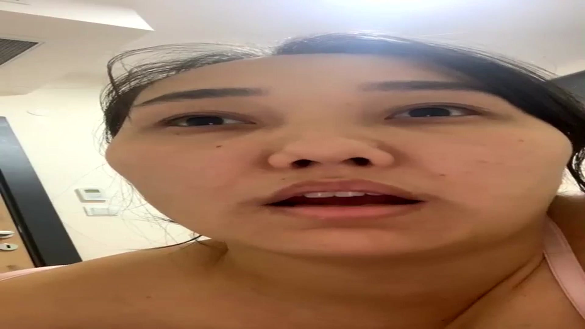 Gallery image thumbnail from AsianAkame's myfreecams stream on, 12/24/2023, 19:59 image 9 of 20