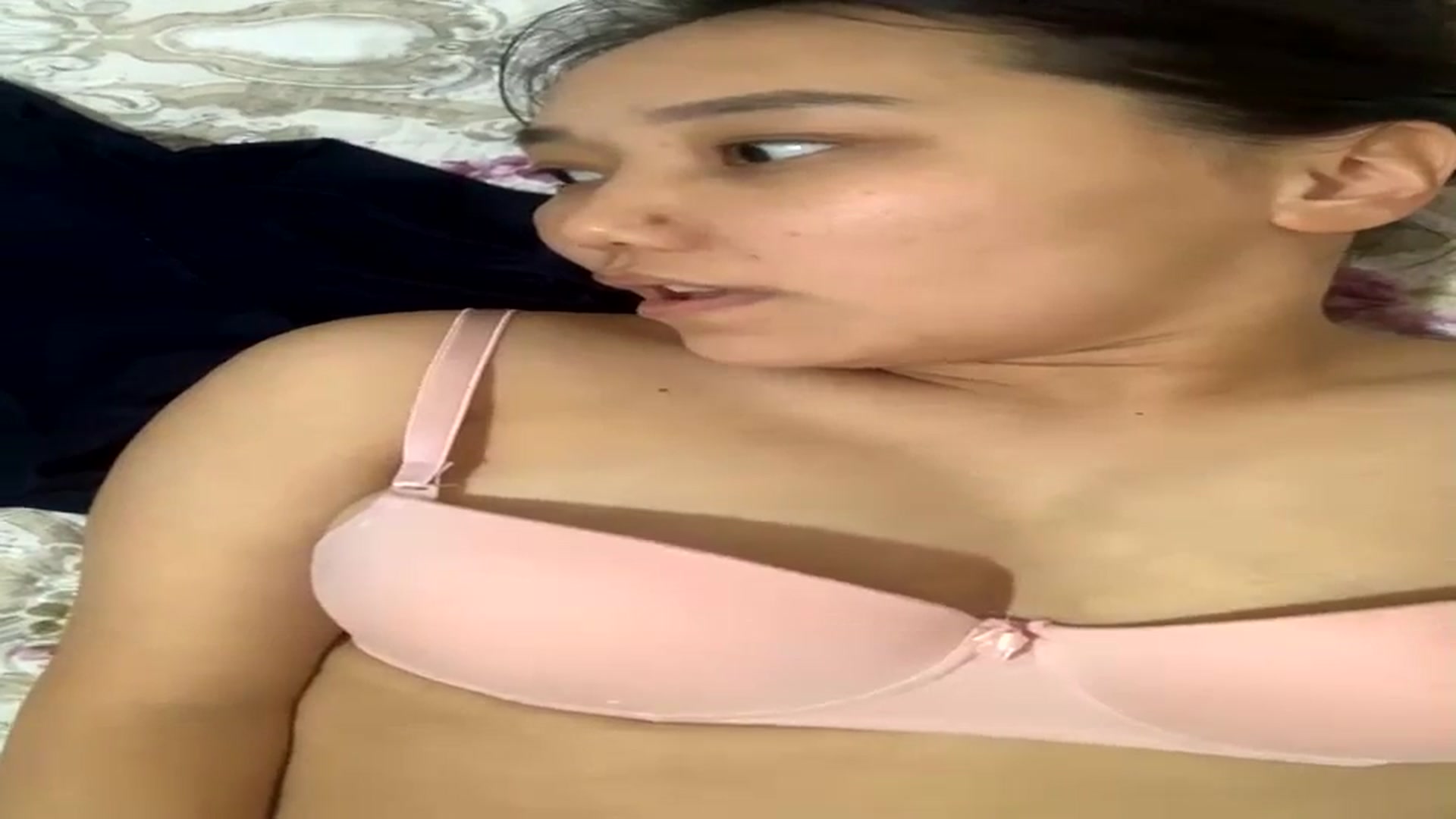 Gallery image thumbnail from AsianAkame's myfreecams stream on, 12/24/2023, 19:59 image 5 of 20