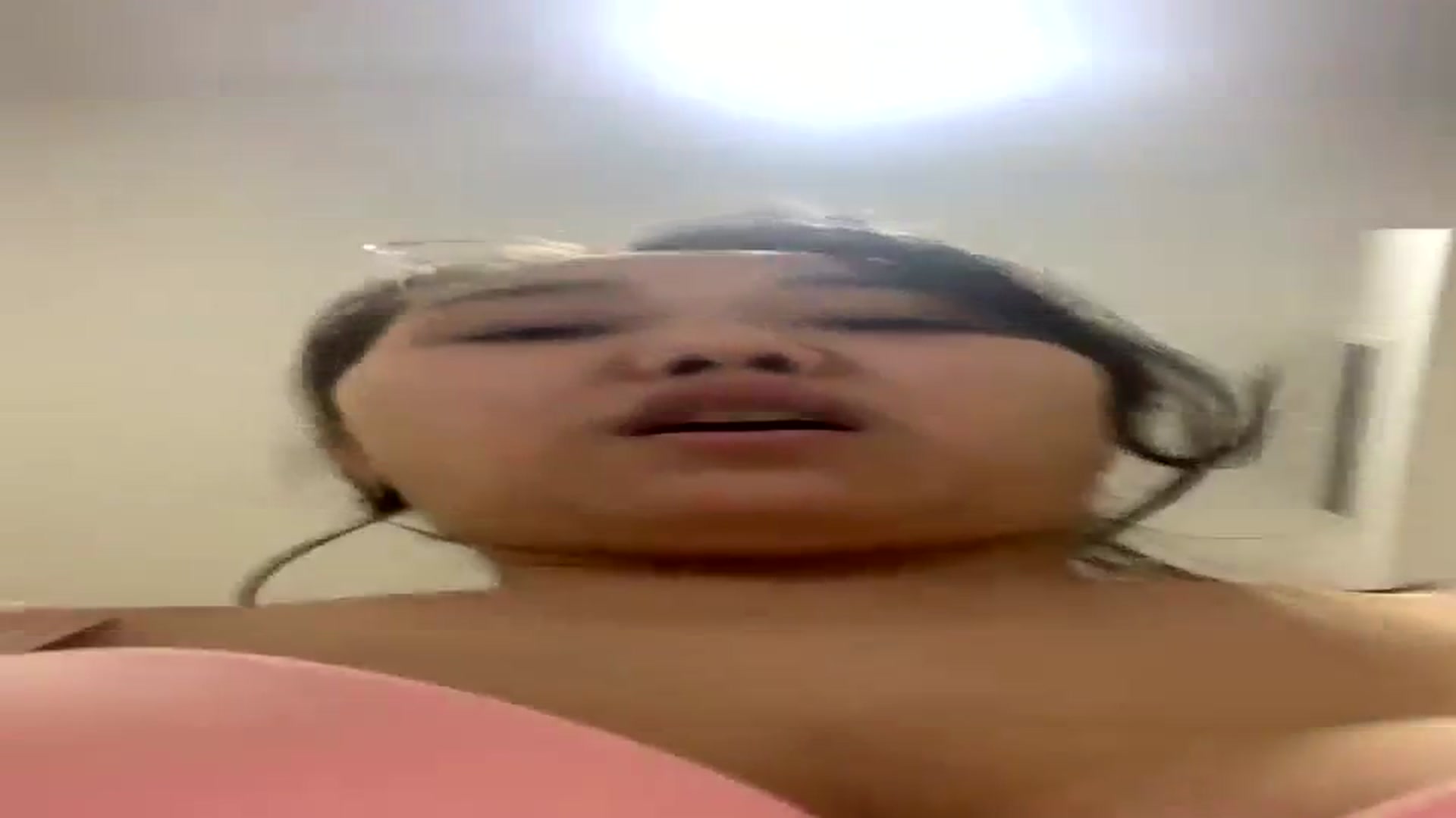 Gallery image thumbnail from AsianAkame's myfreecams stream on, 12/24/2023, 19:59 image 12 of 20