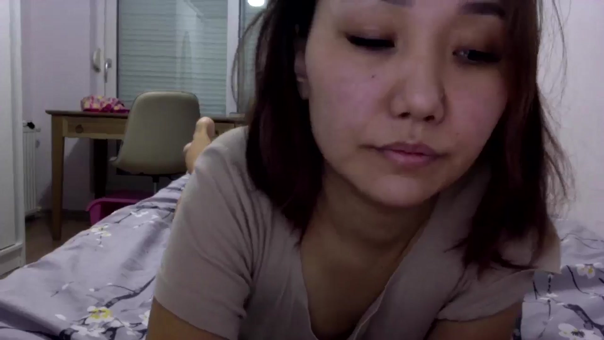 Gallery image thumbnail from AsianAkame's myfreecams stream on, 12/23/2024, 12:57 image 3 of 20