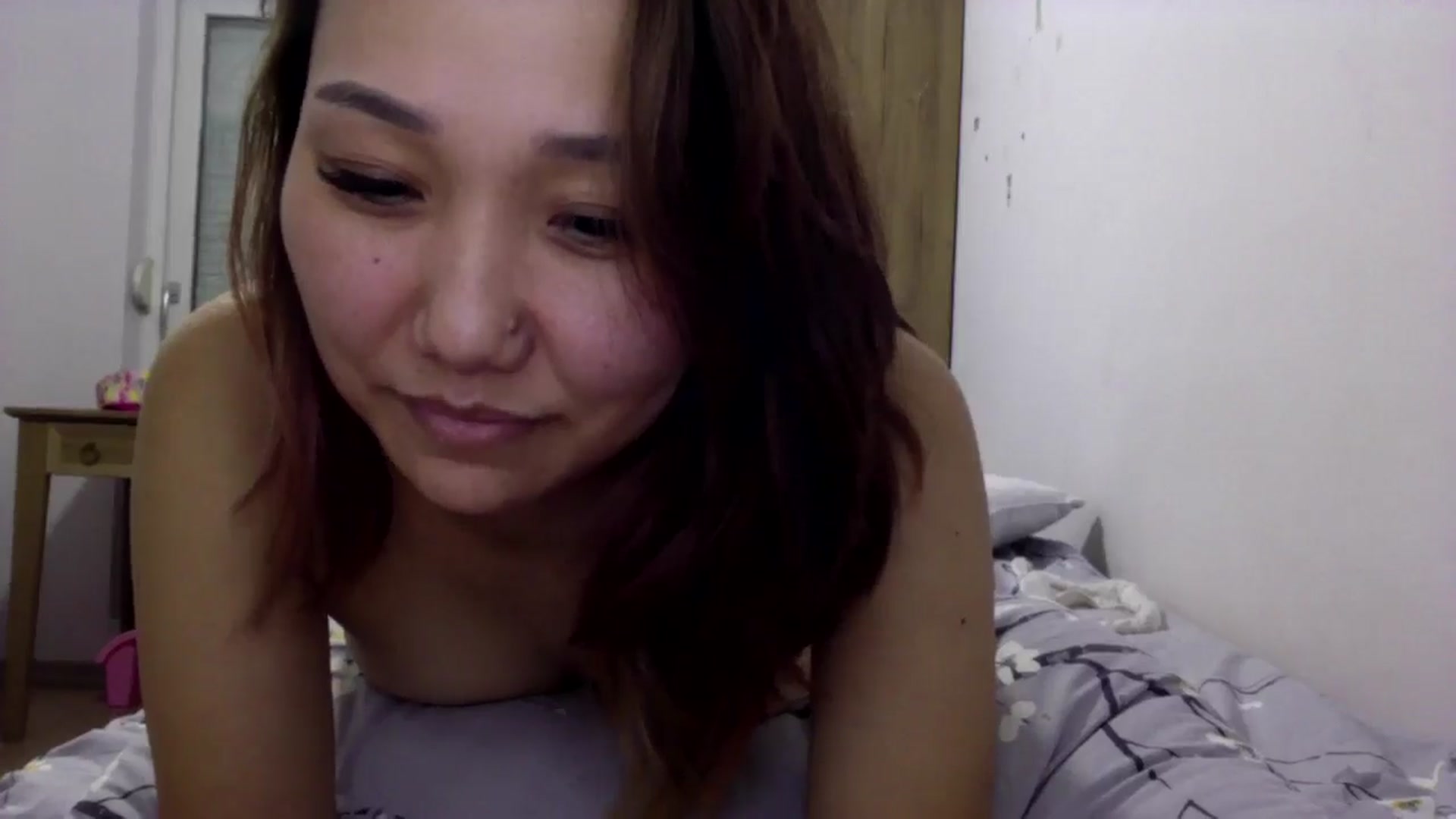 Gallery image thumbnail from AsianAkame's myfreecams stream on, 12/23/2024, 16:00 image 8 of 20