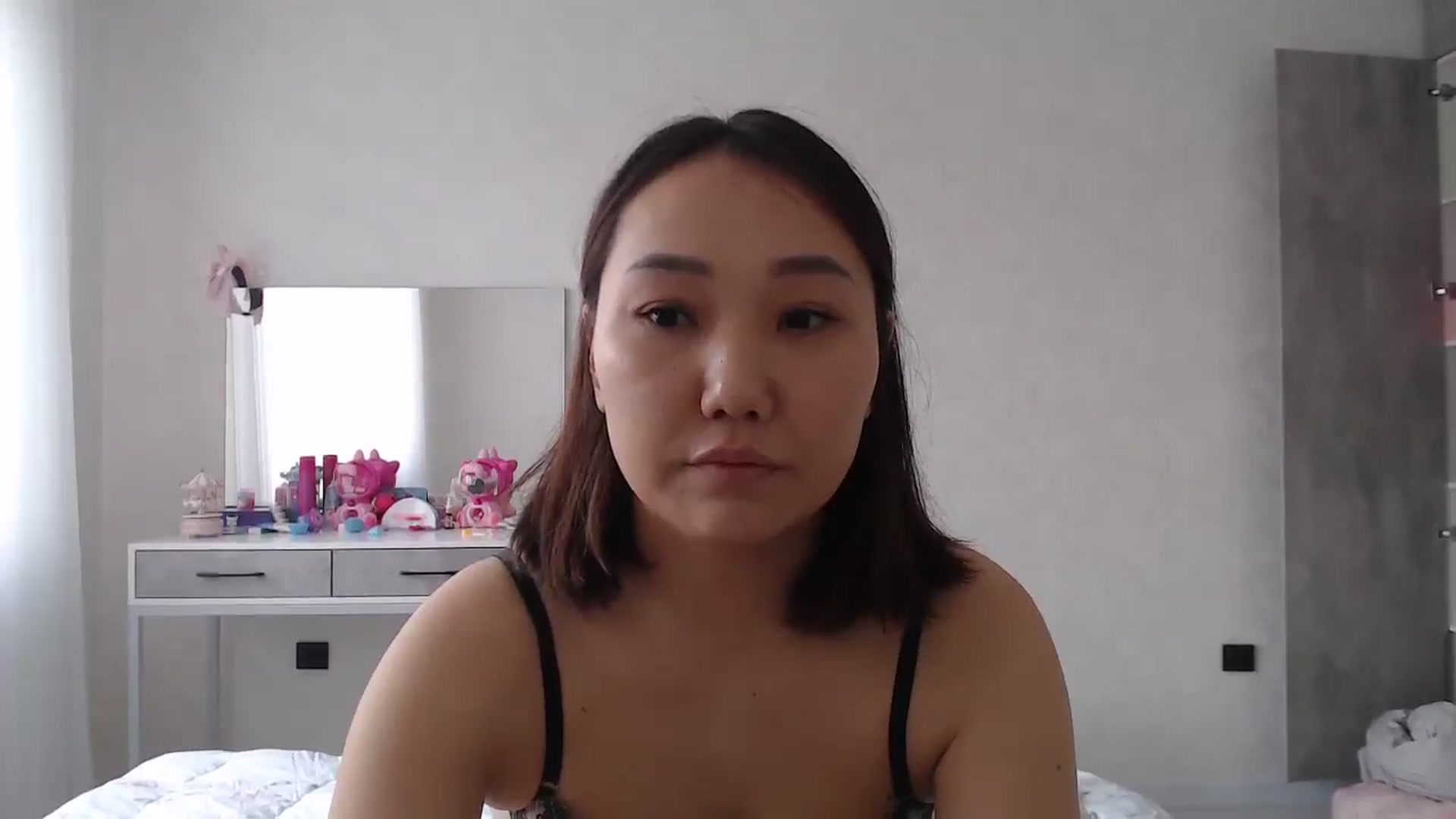Gallery image thumbnail from AsianAkame's myfreecams stream on, 01/31/2026, 10:56 image 14 of 20