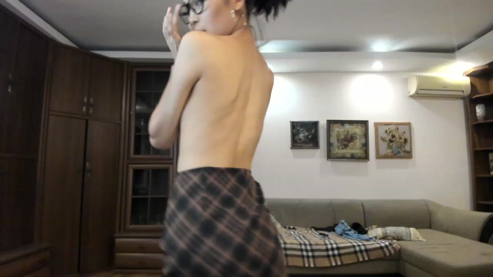 Gallery image thumbnail from AsianAngel1's myfreecams stream on, 11/16/2022, 17:46 image 7 of 20