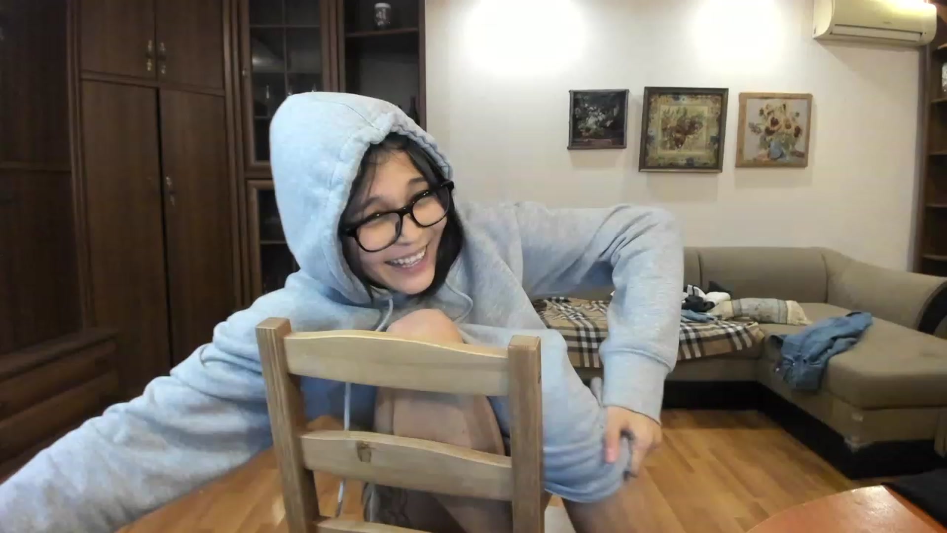 Gallery image thumbnail from AsianAngel1's myfreecams stream on, 11/16/2022, 20:50 image 15 of 20