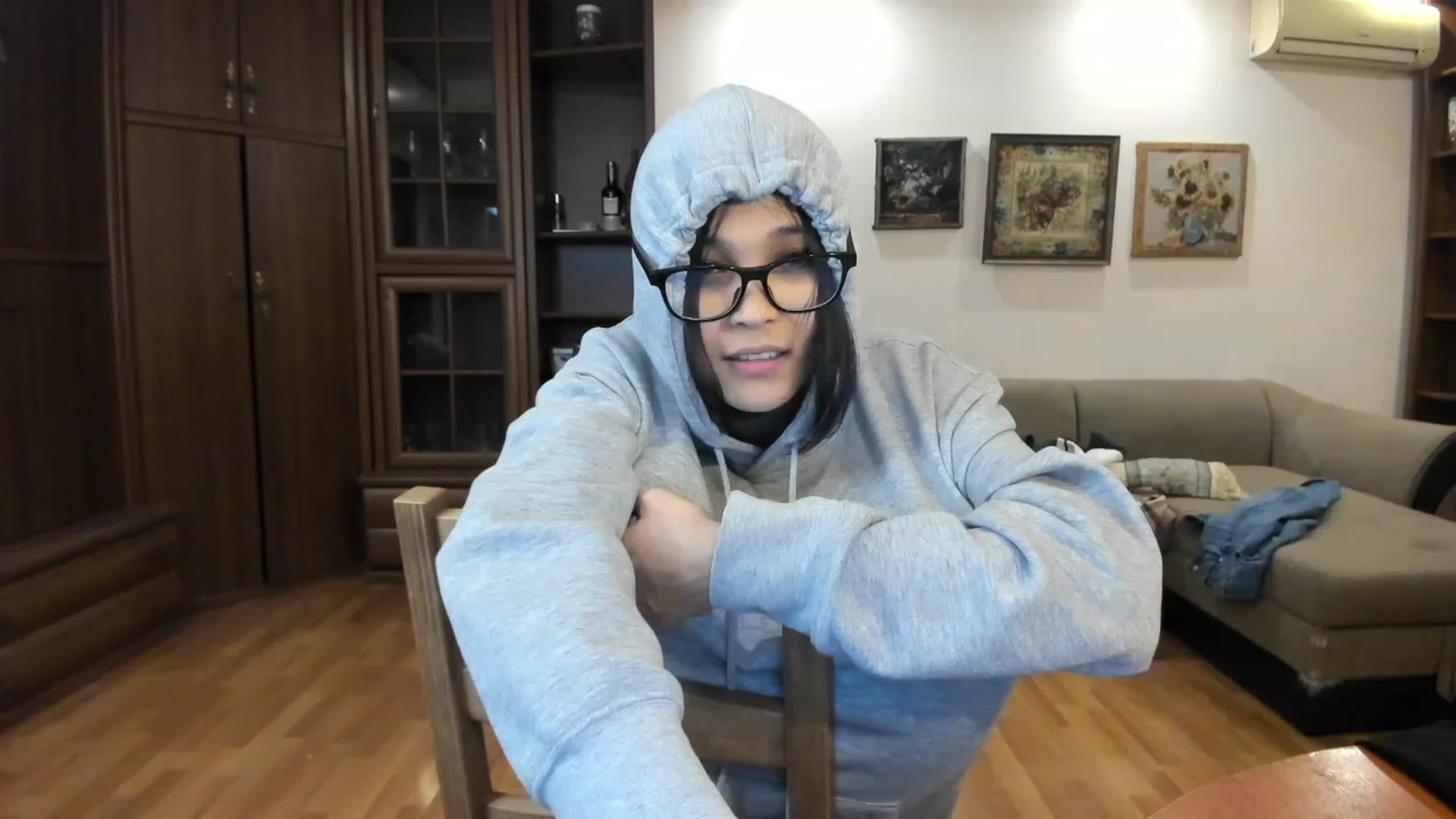 Gallery image thumbnail from AsianAngel1's myfreecams stream on, 11/16/2022, 20:50 image 12 of 20