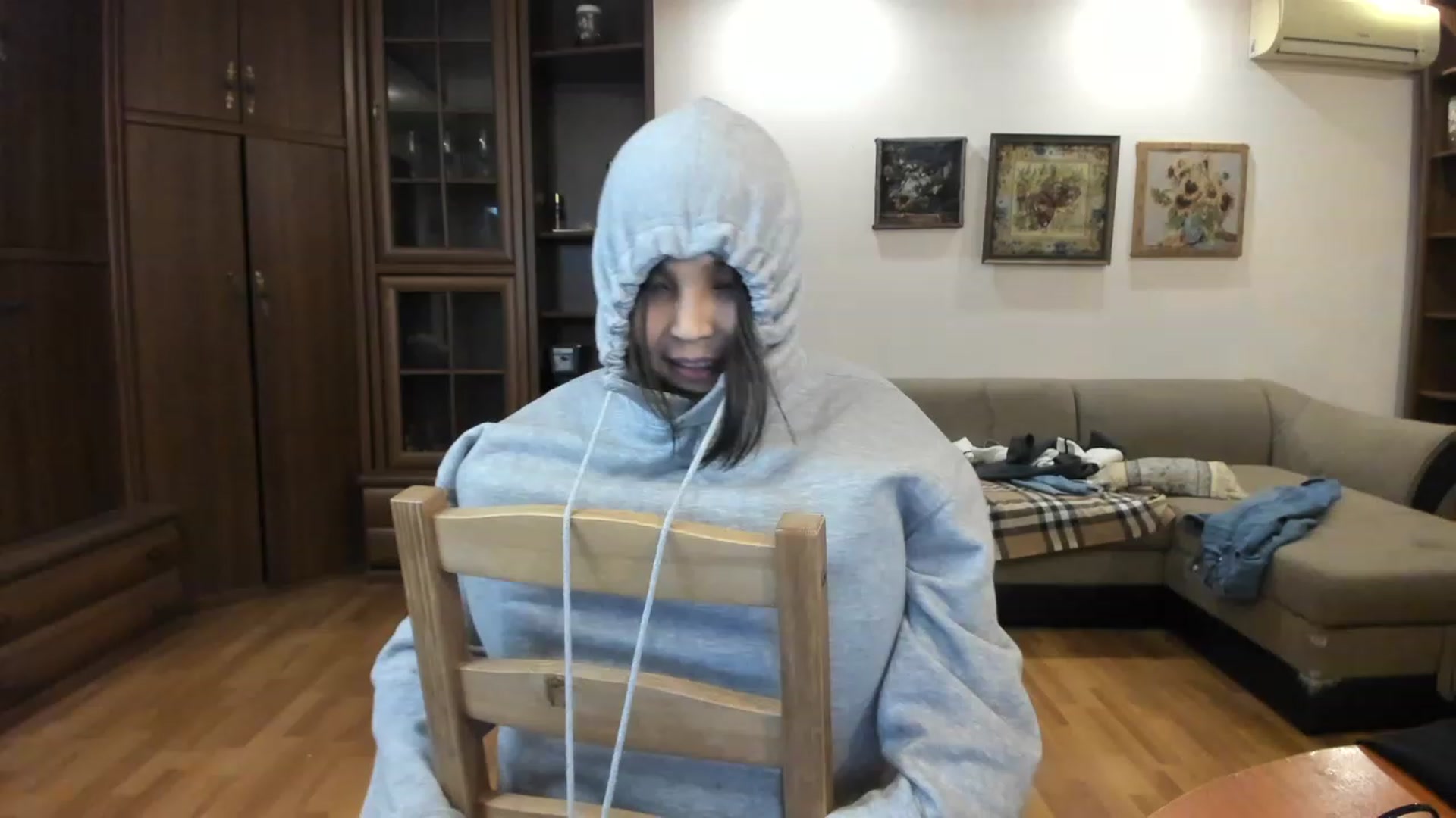 Gallery image thumbnail from AsianAngel1's myfreecams stream on, 11/16/2022, 20:50 image 11 of 20