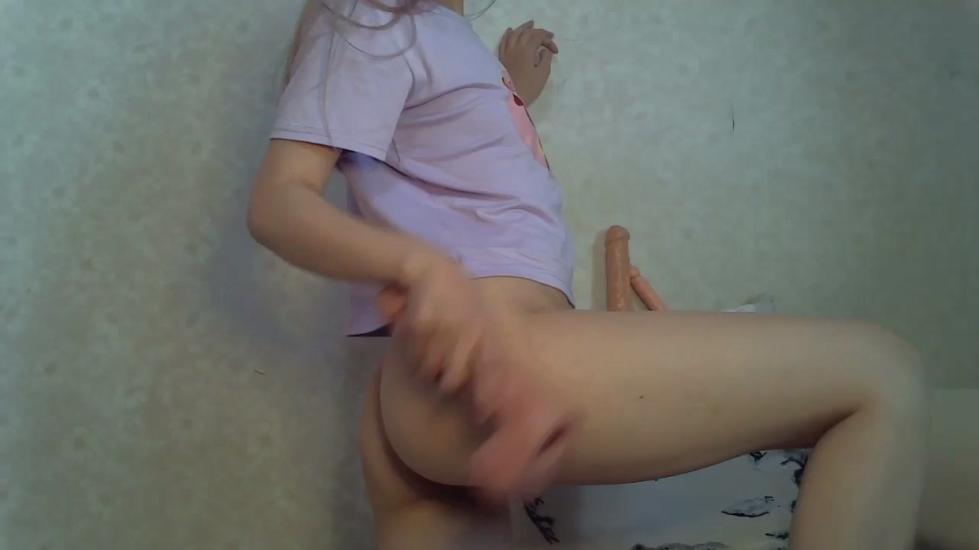 Gallery image thumbnail from AsianCuteBaby's myfreecams stream on, 05/04/2024, 09:15 image 1 of 20