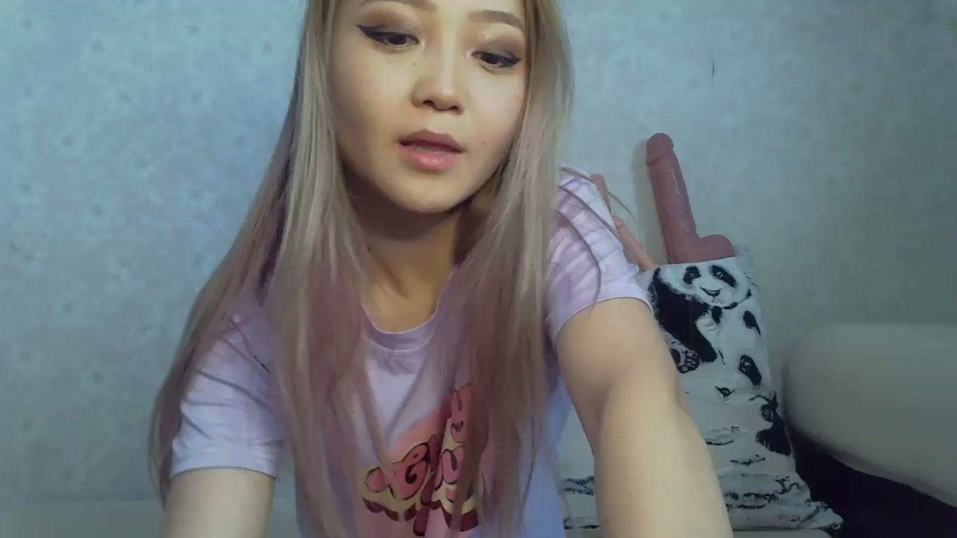 Gallery image thumbnail from AsianCuteBaby's myfreecams stream on, 05/04/2024, 09:34 image 1 of 20