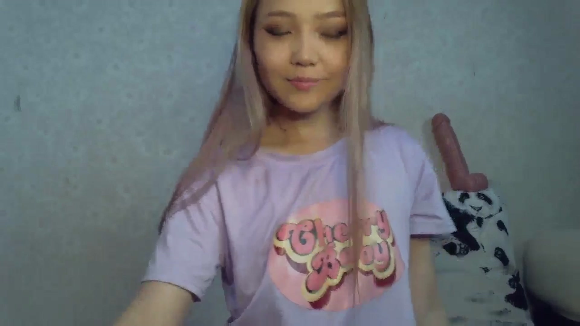 Gallery image thumbnail from AsianCuteBaby's myfreecams stream on, 05/04/2024, 09:49 image 12 of 20