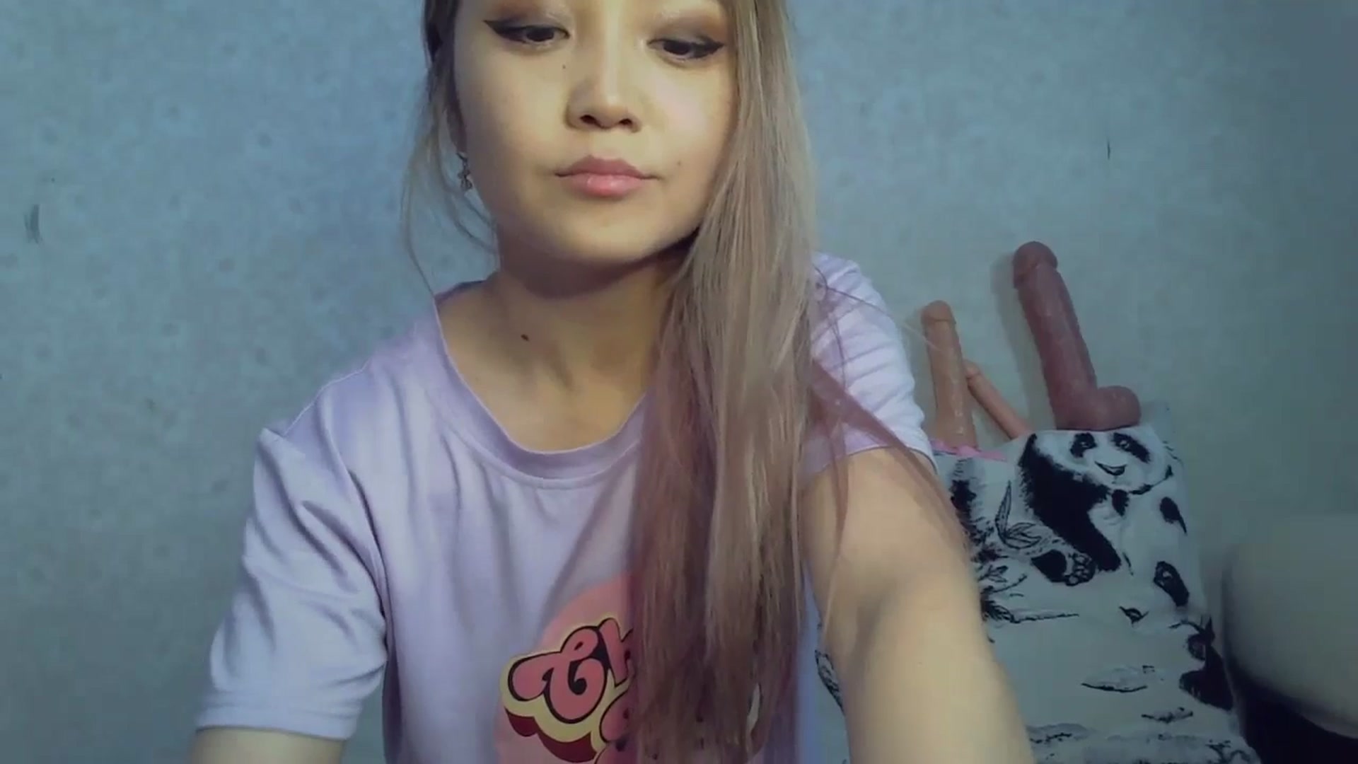 Gallery image thumbnail from AsianCuteBaby's myfreecams stream on, 05/04/2024, 09:49 image 4 of 20