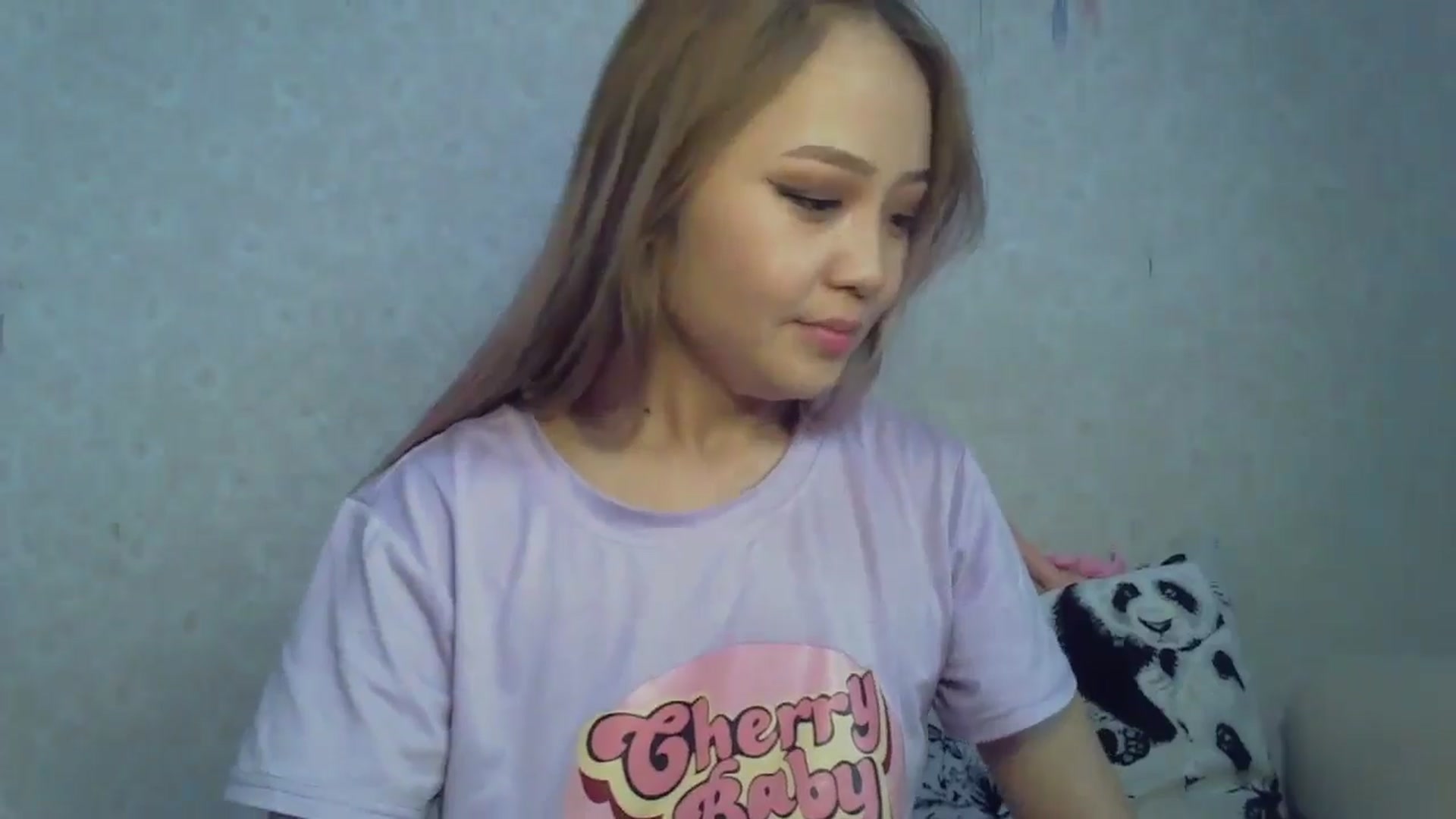 Gallery image thumbnail from AsianCuteBaby's myfreecams stream on, 05/04/2024, 11:19 image 8 of 20