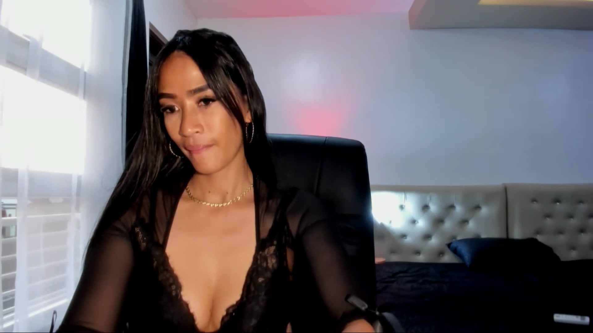 Gallery image thumbnail from AsianGoddesX's myfreecams stream on, 04/12/2025, 09:58 image 14 of 20