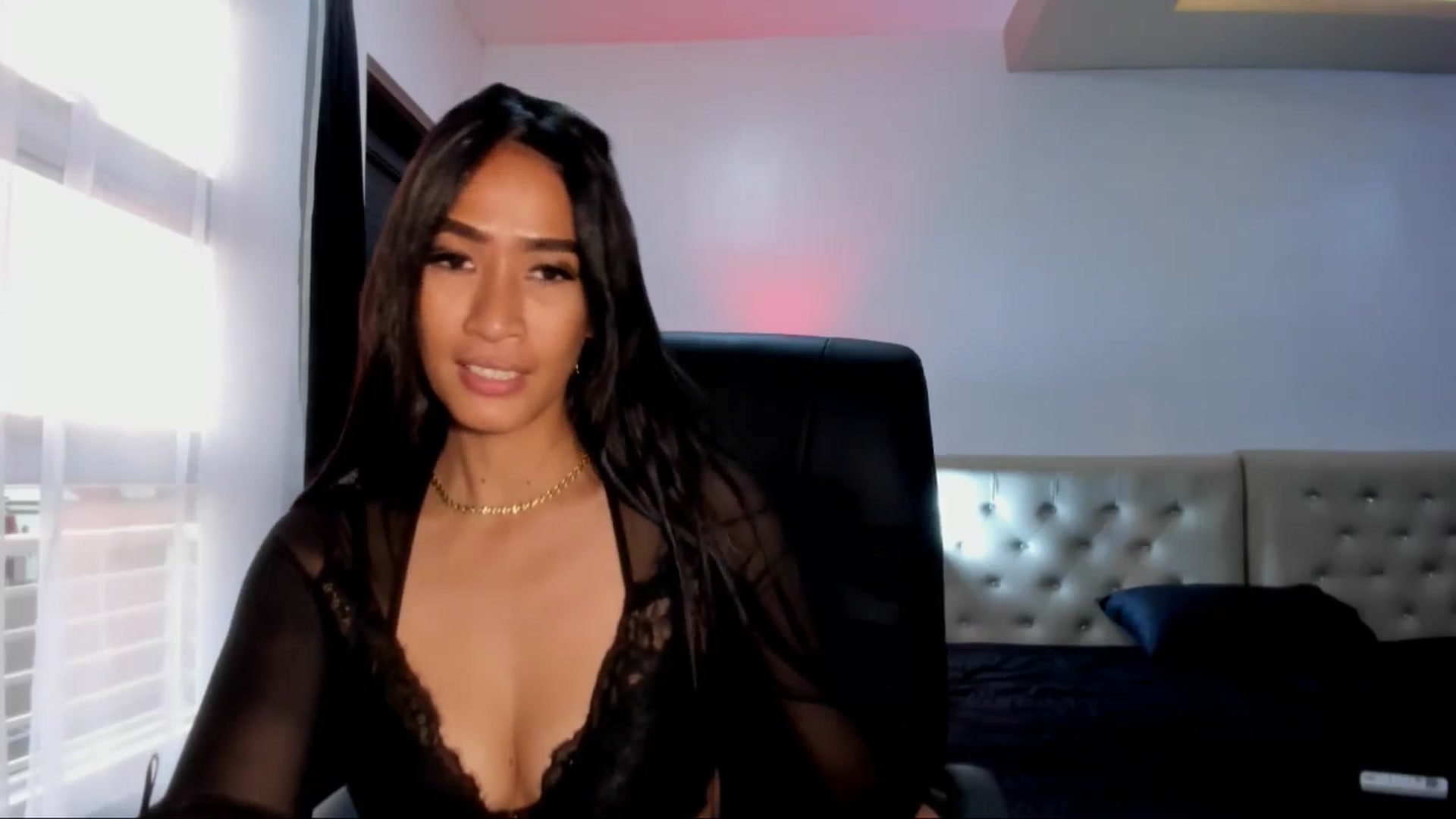 Gallery image thumbnail from AsianGoddesX's myfreecams stream on, 04/12/2025, 09:58 image 6 of 20