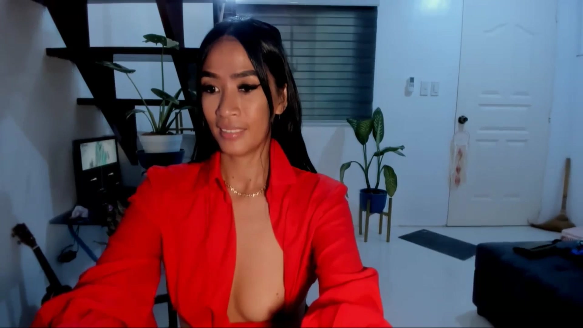 Gallery image thumbnail from AsianGoddesX's myfreecams stream on, 04/13/2025, 08:15 image 11 of 20