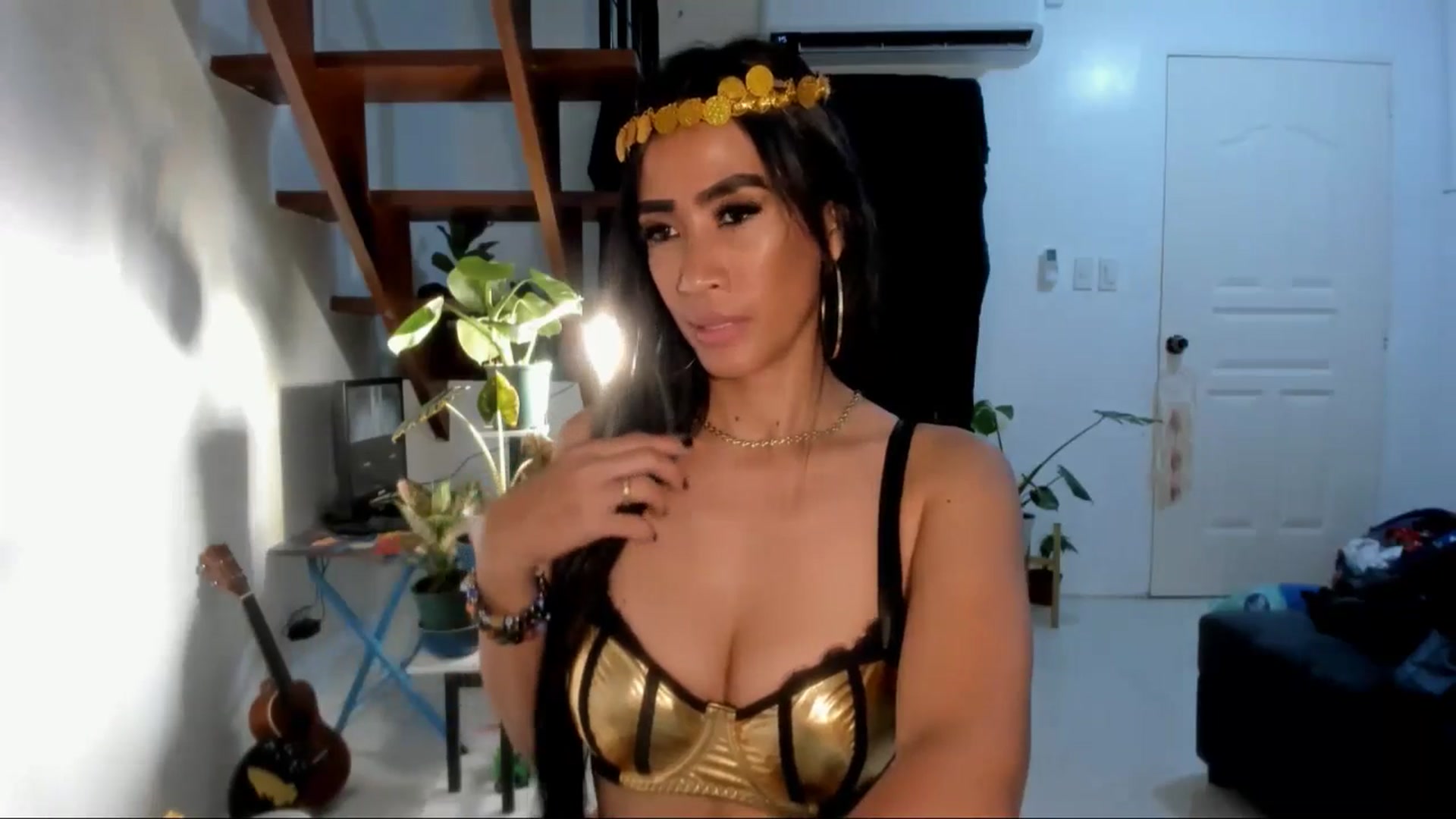 Gallery image thumbnail from AsianGoddesX's myfreecams stream on, 04/20/2025, 11:26 image 16 of 20