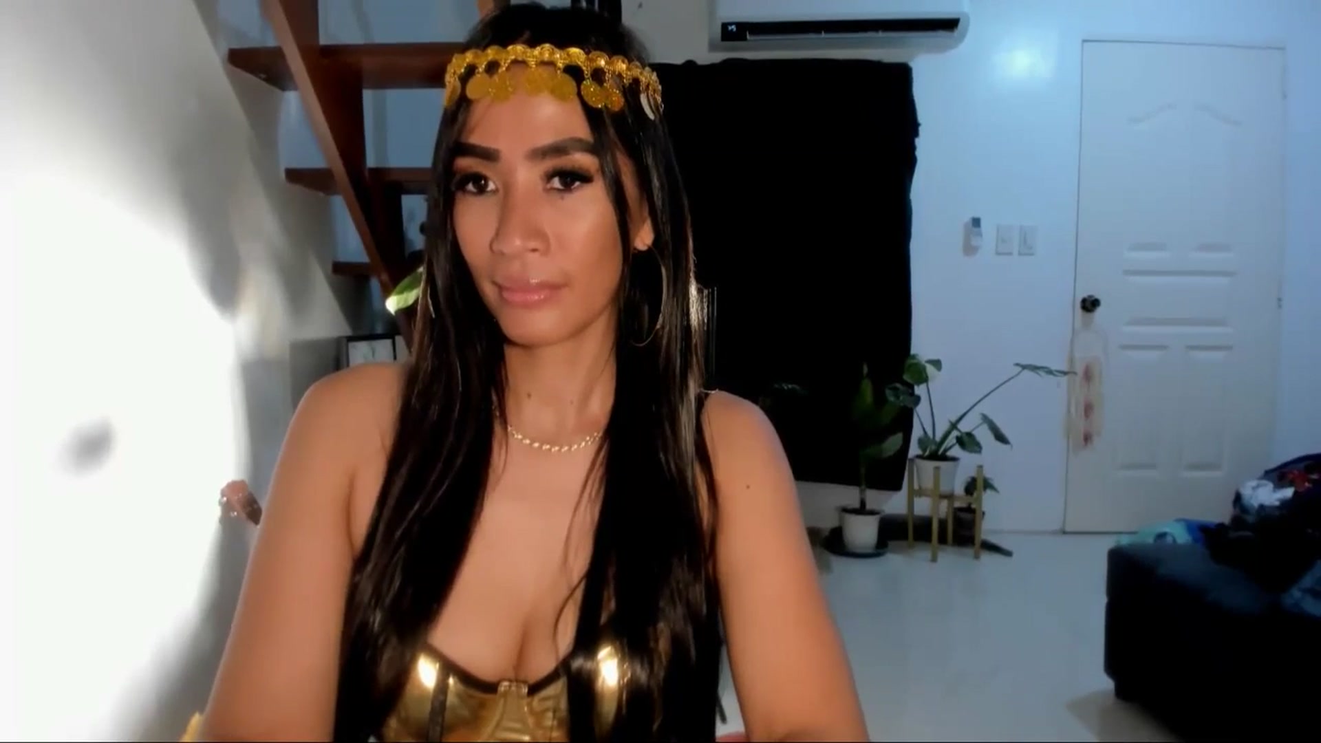 Gallery image thumbnail from AsianGoddesX's myfreecams stream on, 04/20/2025, 11:26 image 6 of 20