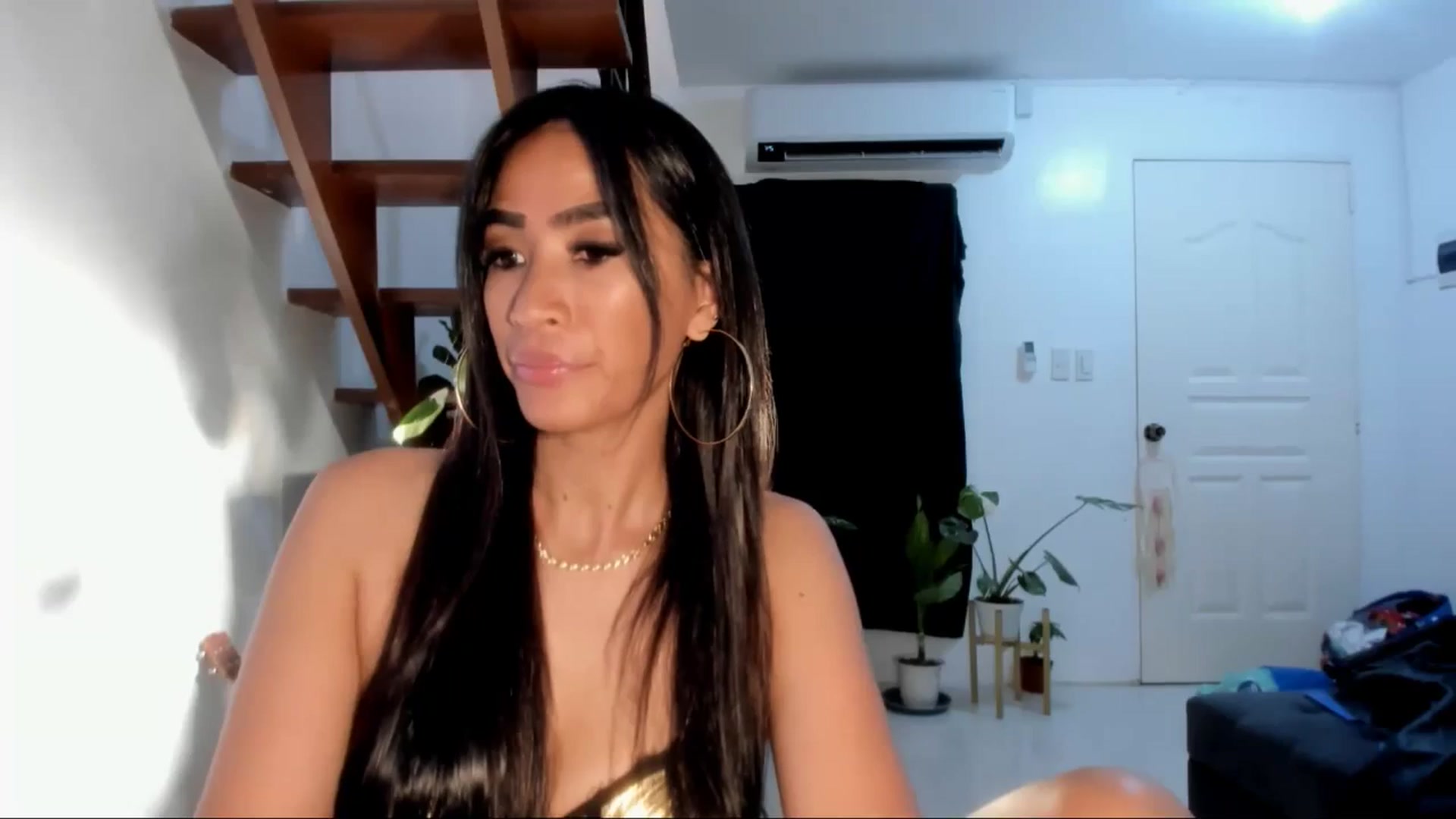 Gallery image thumbnail from AsianGoddesX's myfreecams stream on, 04/20/2025, 11:26 image 2 of 20