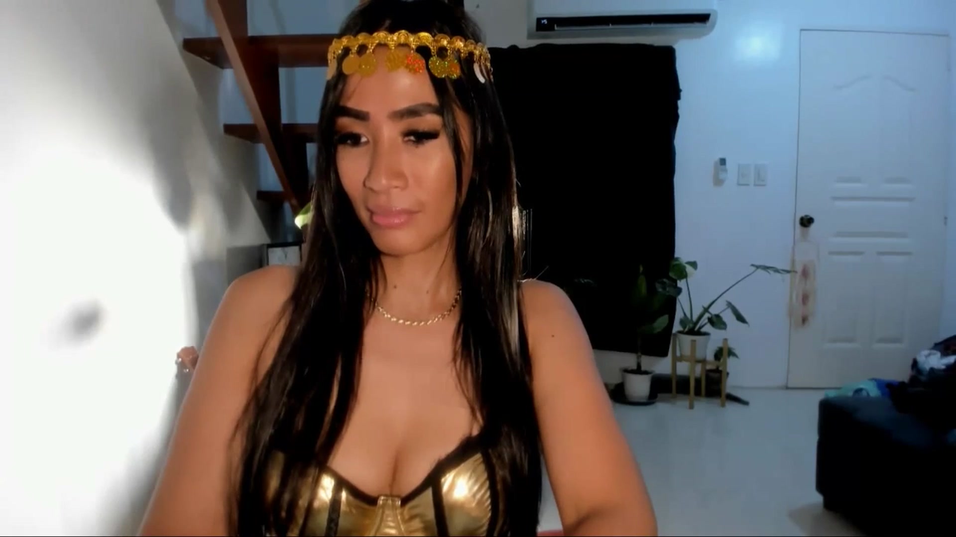 Gallery image thumbnail from AsianGoddesX's myfreecams stream on, 04/20/2025, 11:26 image 5 of 20