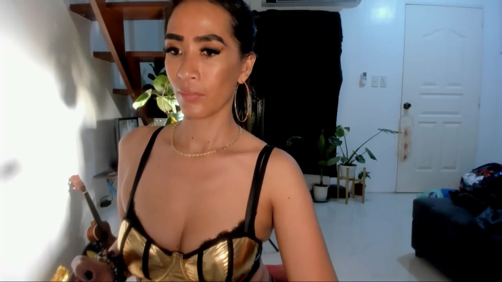 Gallery image thumbnail from AsianGoddesX's myfreecams stream on, 04/20/2025, 12:02 image 20 of 20