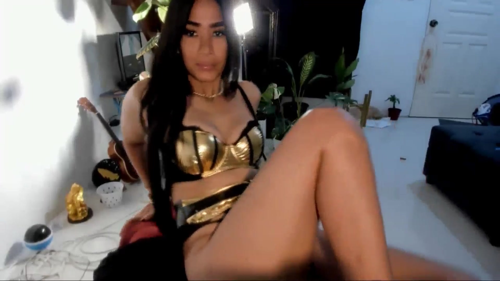 Gallery image thumbnail from AsianGoddesX's myfreecams stream on, 04/21/2025, 07:39 image 4 of 20