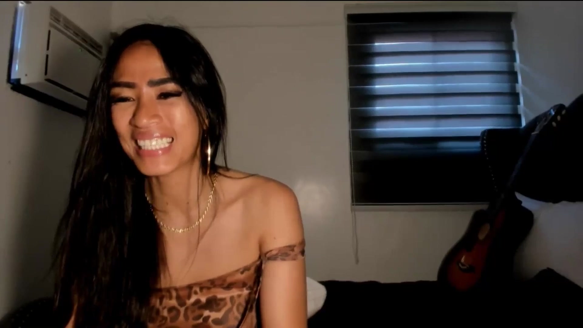 Gallery image thumbnail from AsianGoddesX's myfreecams stream on, 04/22/2025, 10:04 image 5 of 20
