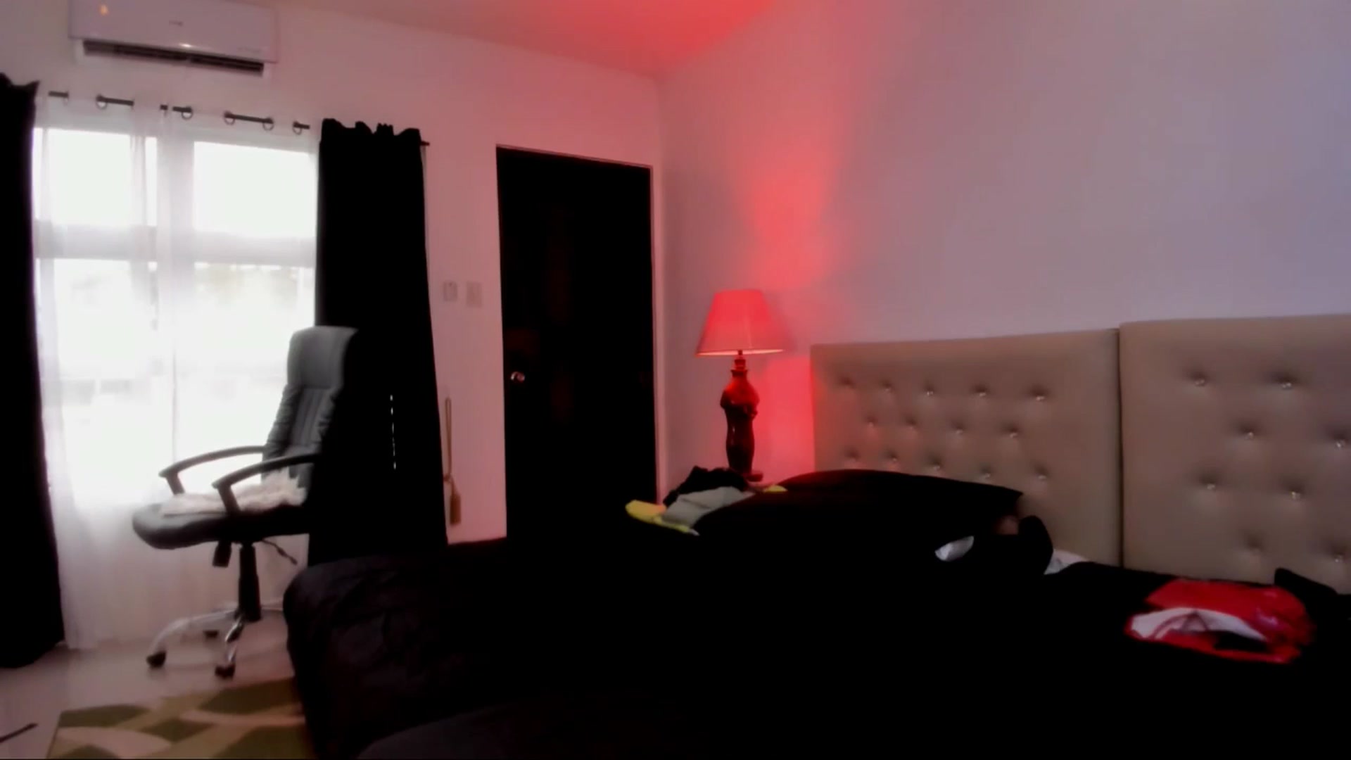 Gallery image thumbnail from AsianGoddesX's myfreecams stream on, 05/04/2025, 09:31 image 19 of 20