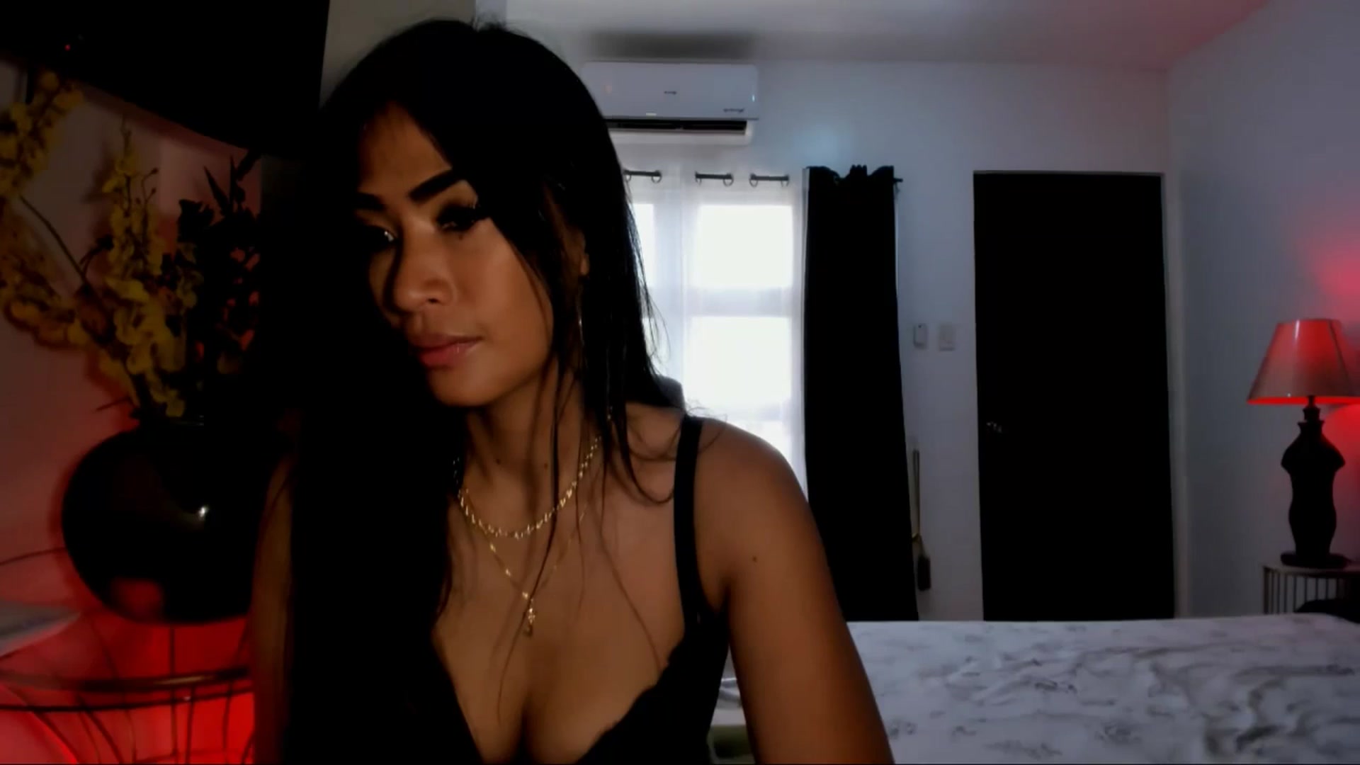 Gallery image thumbnail from AsianGoddesX's myfreecams stream on, 05/05/2025, 01:20 image 7 of 20