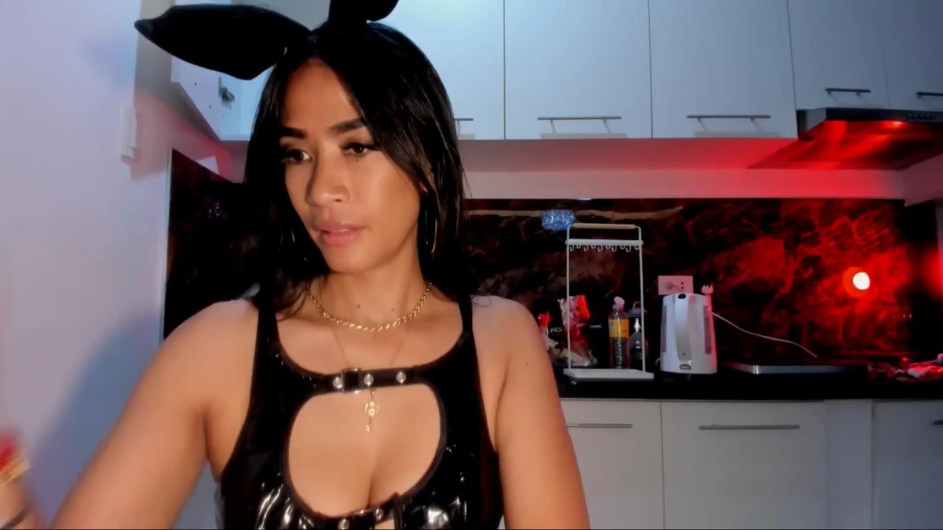 Gallery image thumbnail from AsianGoddesX's myfreecams stream on, 05/08/2025, 13:30 image 18 of 20