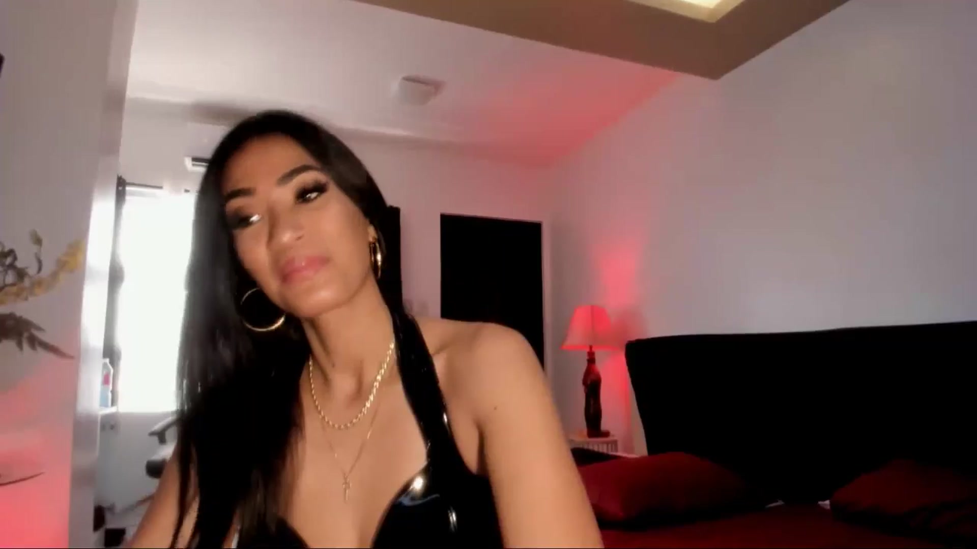 Gallery image thumbnail from AsianGoddesX's myfreecams stream on, 05/18/2025, 01:58 image 18 of 20