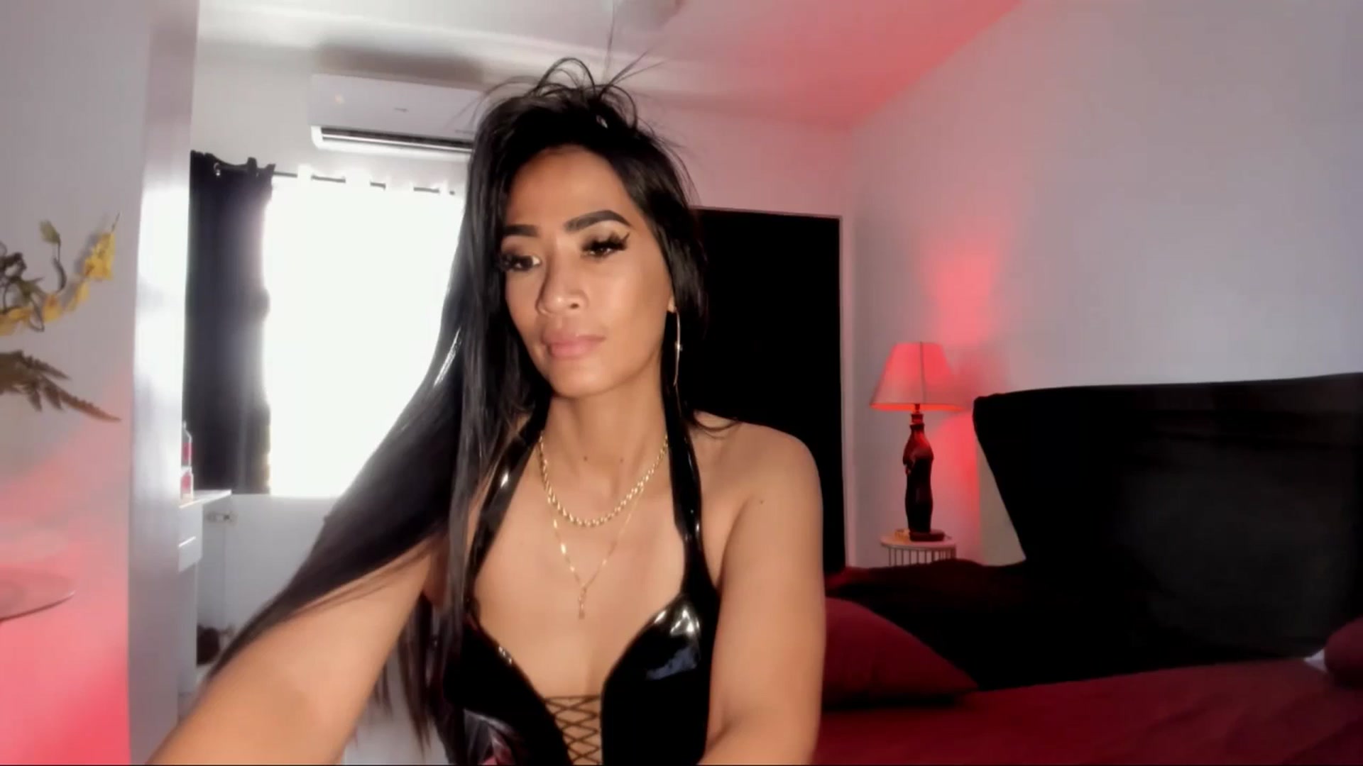 Gallery image thumbnail from AsianGoddesX's myfreecams stream on, 05/18/2025, 06:47 image 18 of 20