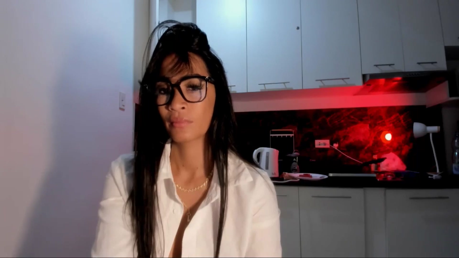 Gallery image thumbnail from AsianGoddesX's myfreecams stream on, 05/18/2025, 23:29 image 8 of 20