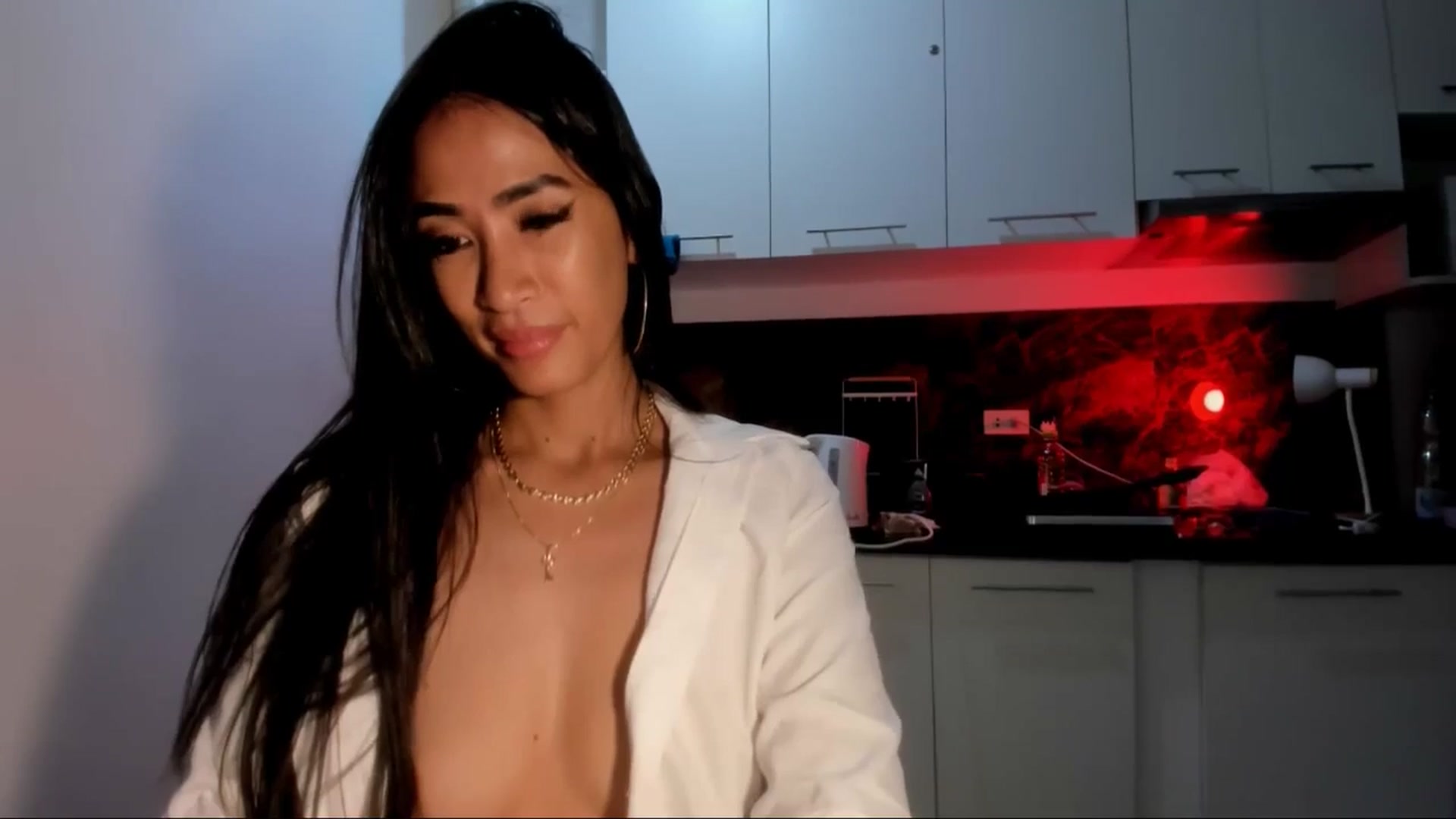 Gallery image thumbnail from AsianGoddesX's myfreecams stream on, 05/19/2025, 01:38 image 14 of 20