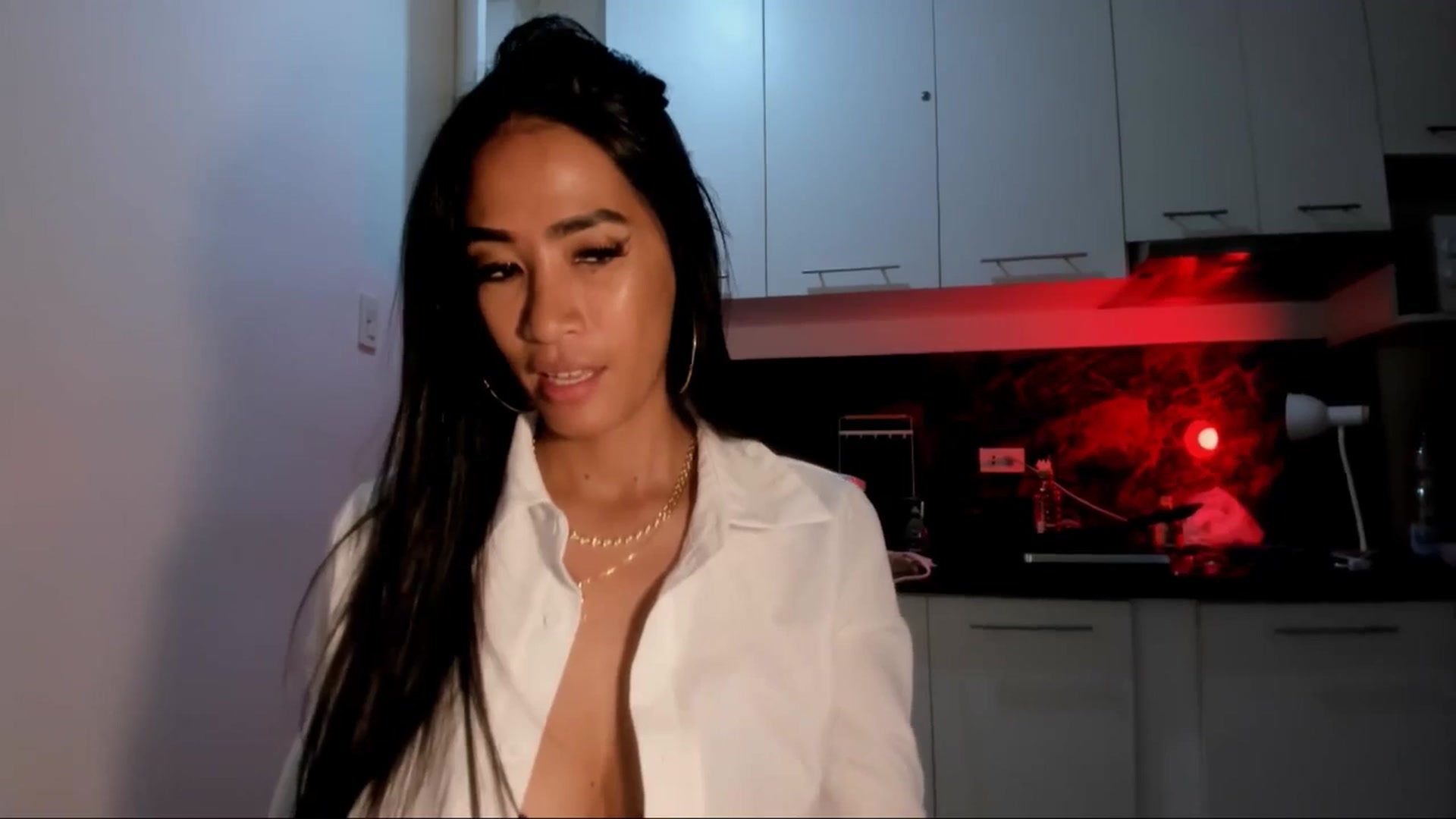 Gallery image thumbnail from AsianGoddesX's myfreecams stream on, 05/19/2025, 01:38 image 7 of 20