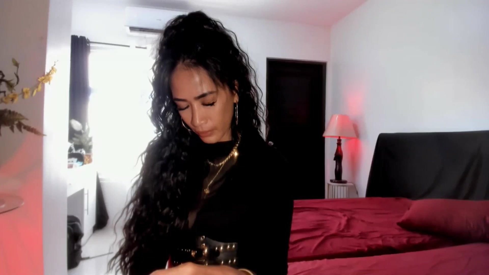 Gallery image thumbnail from AsianGoddesX's myfreecams stream on, 05/28/2025, 04:45 image 17 of 20