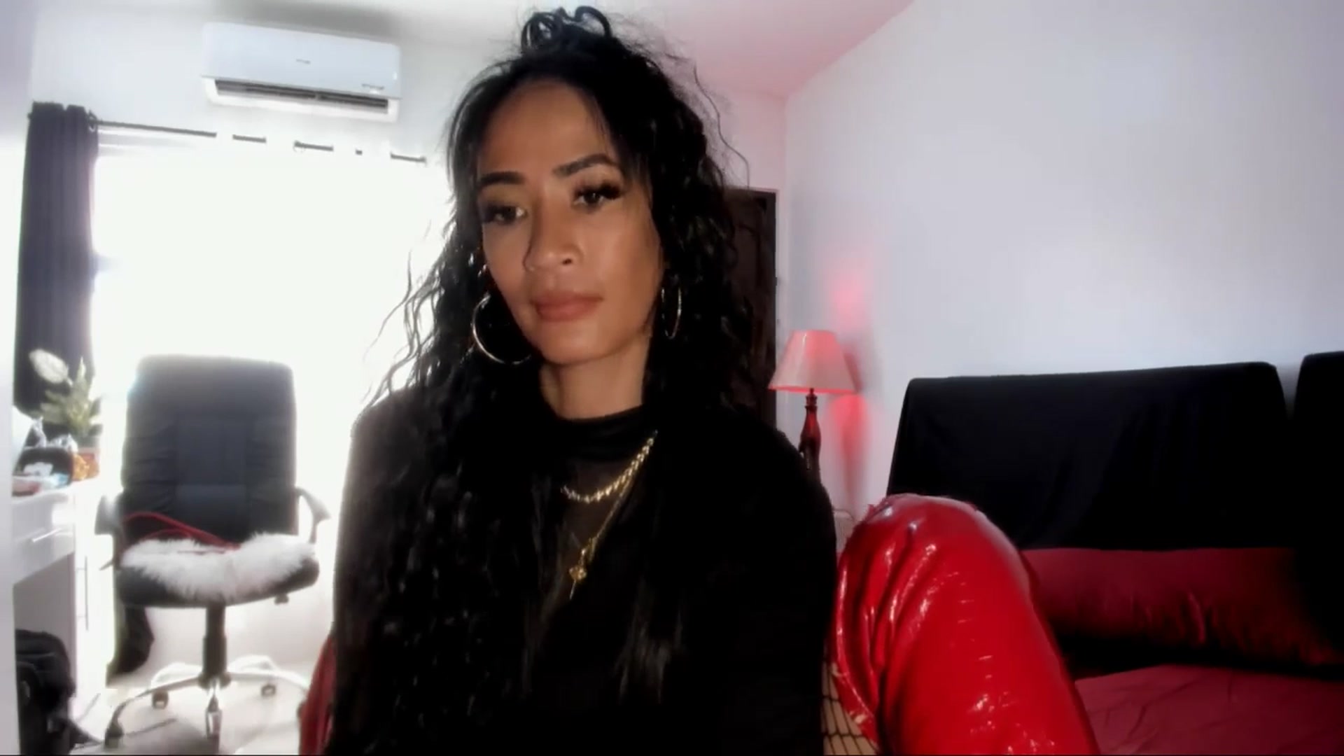 Gallery image thumbnail from AsianGoddesX's myfreecams stream on, 05/28/2025, 06:56 image 18 of 20
